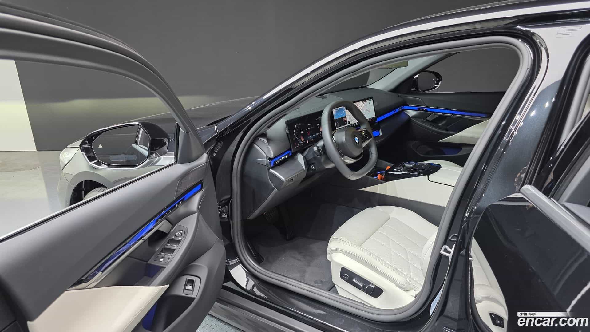 5-Series BMW 2025.5-INNER-10