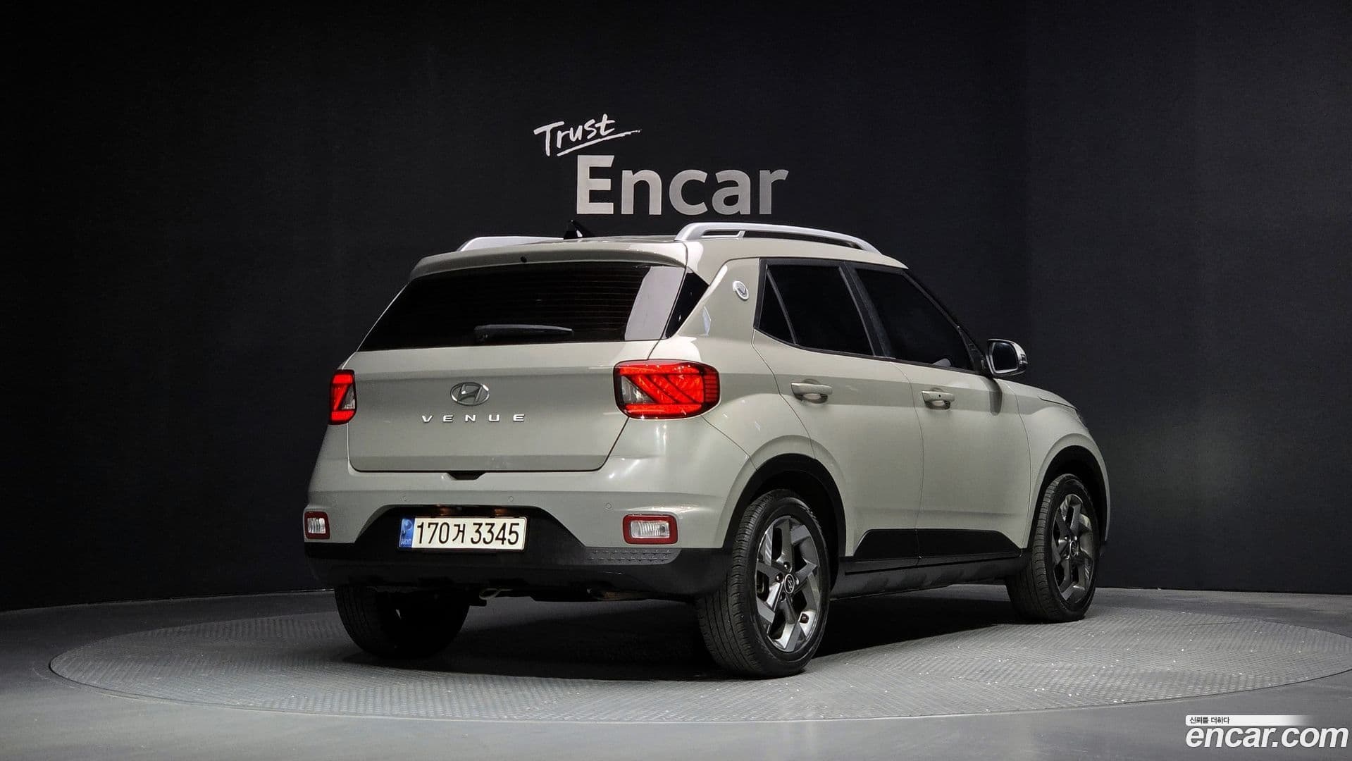 Main__Slider__Photo:Venue Hyundai 2021.5-0