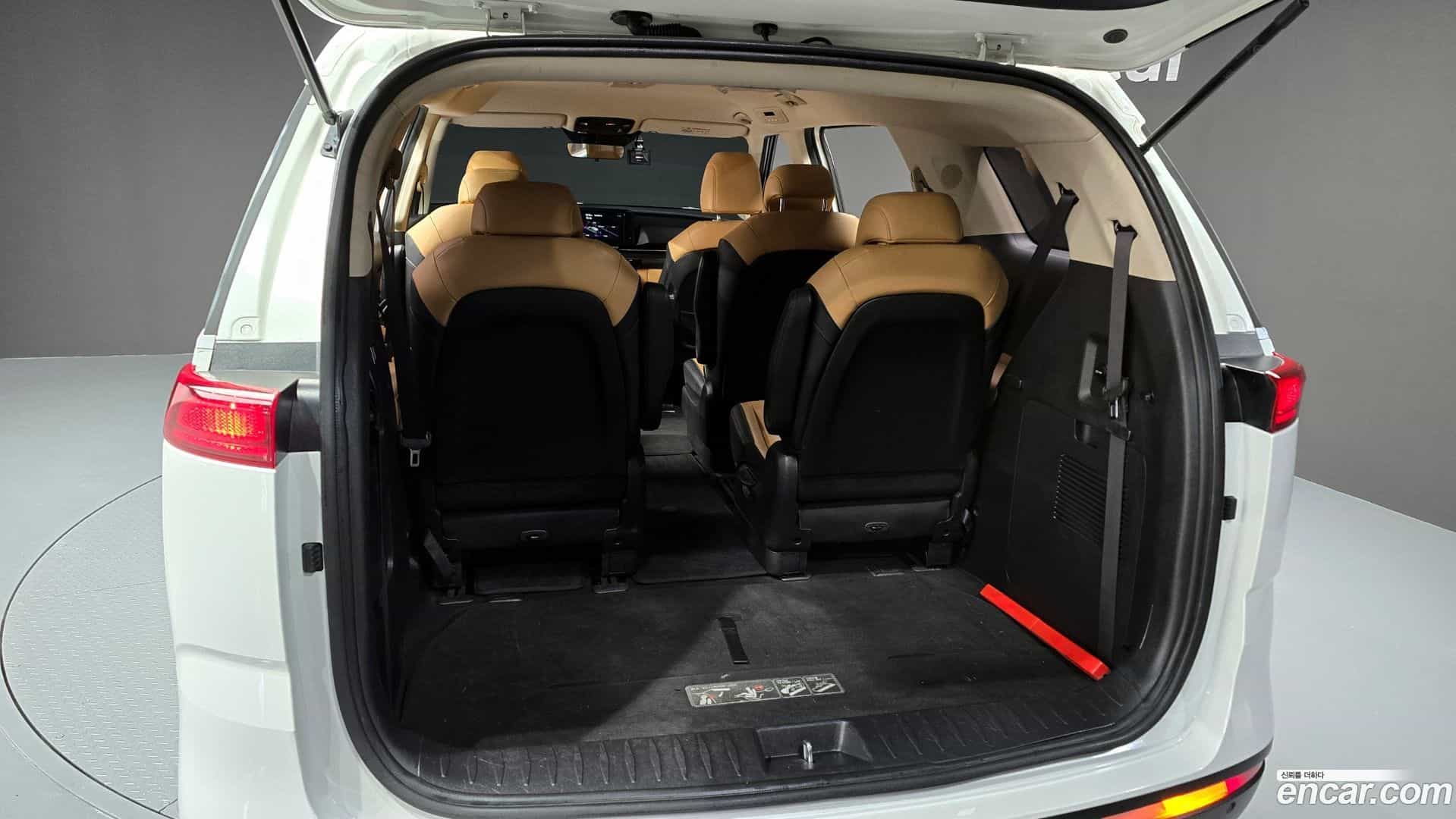 Canival Kia 2020.8-OPTION-024