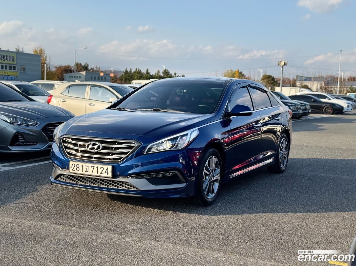 Main__Slider__Photo:Sonata Hyundai 2015.8-0