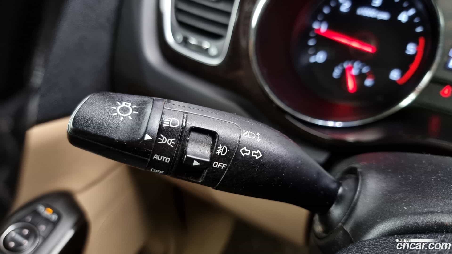 Canival Kia 2018.4-OPTION-021