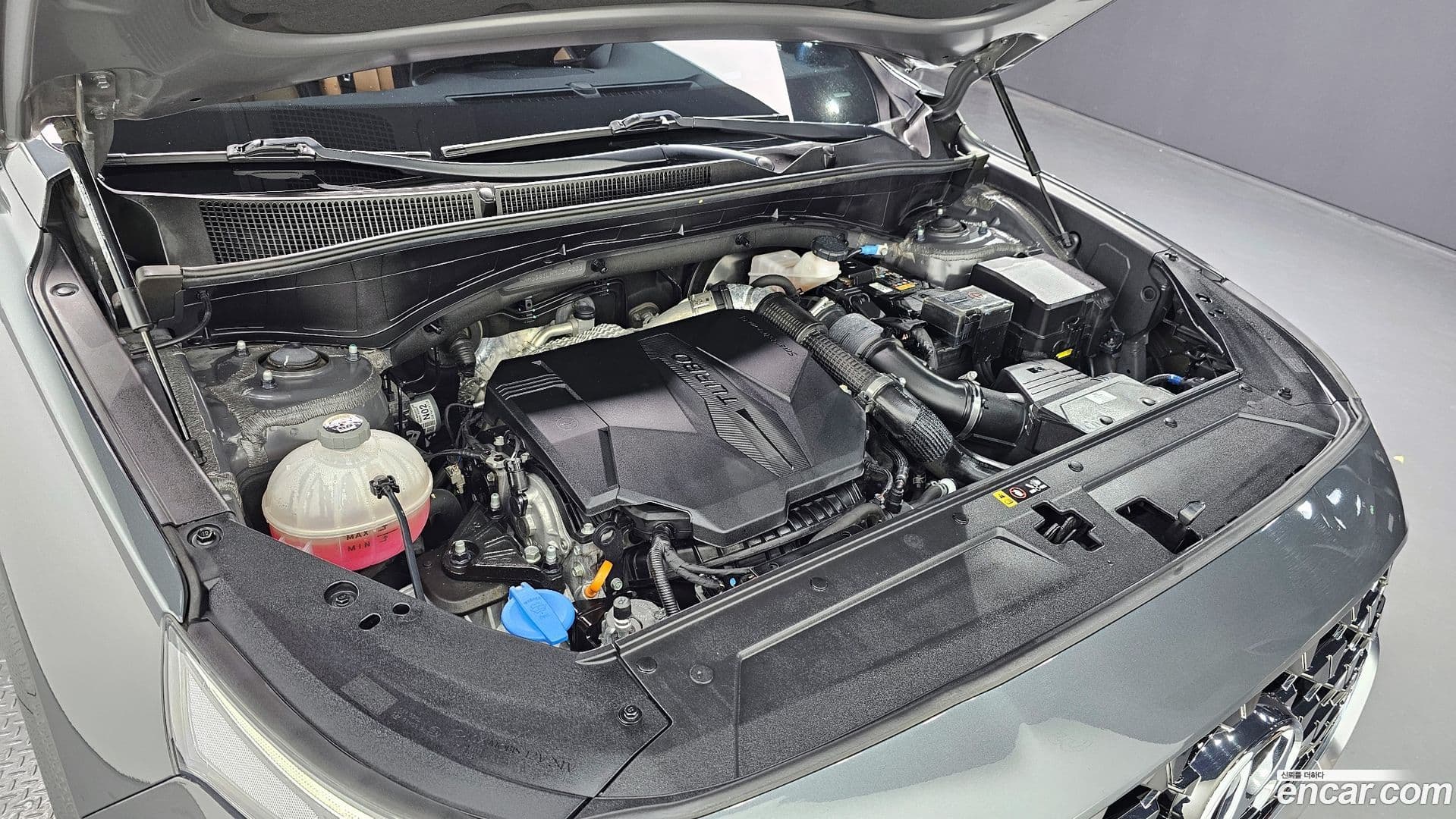 Main__Slider__Photo:Santafe Hyundai 2021.2-5