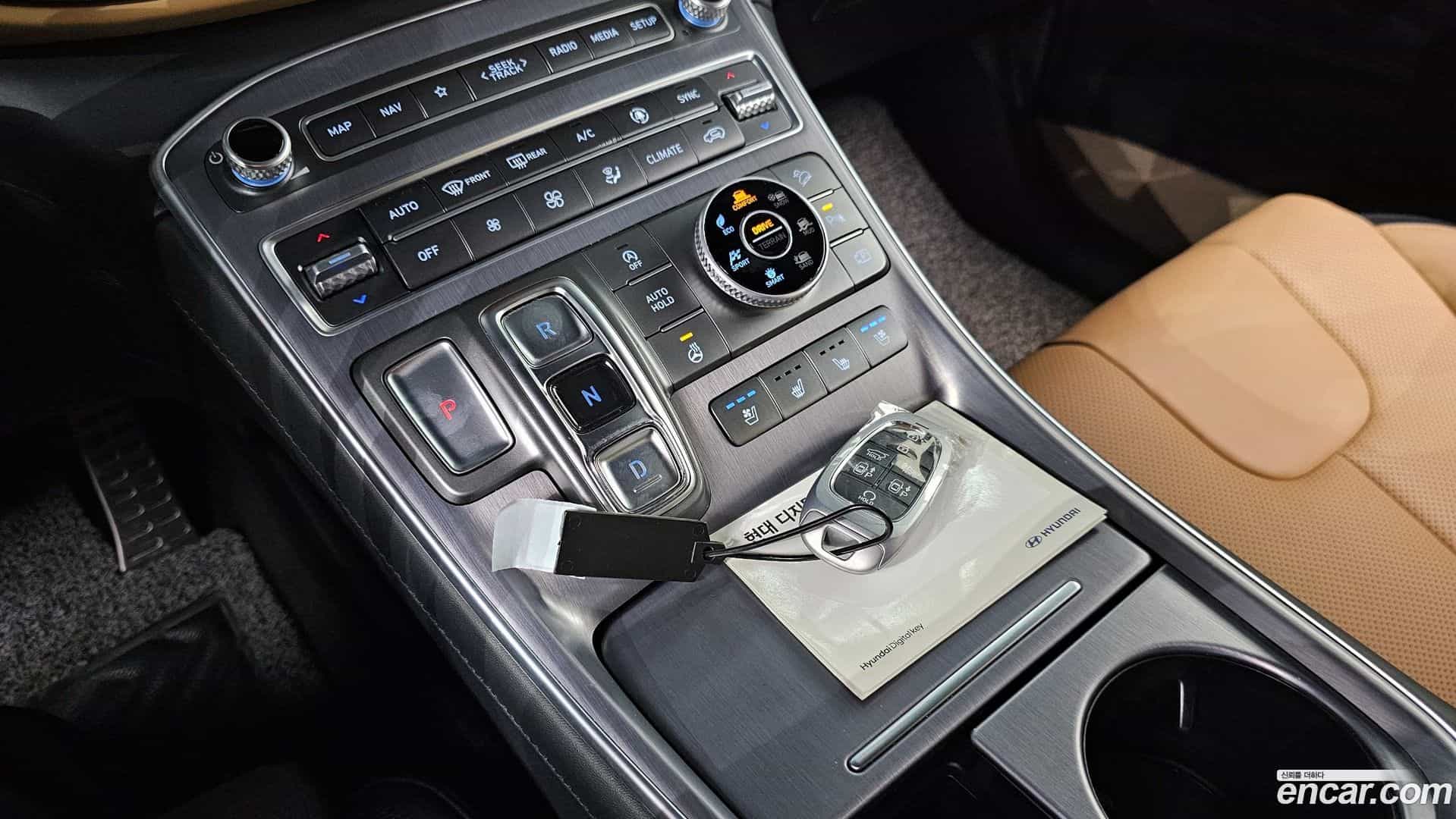 Santafe Hyundai 2021.2-INNER-9