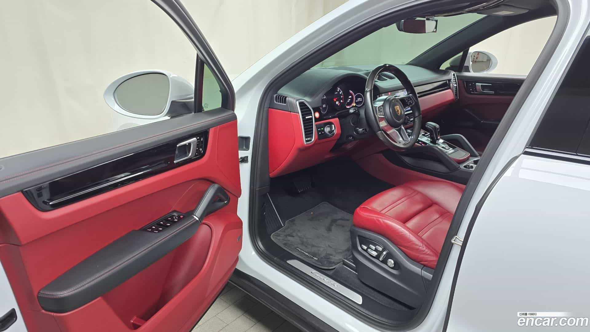 Cayenne Porsche 2020.4-INNER-010
