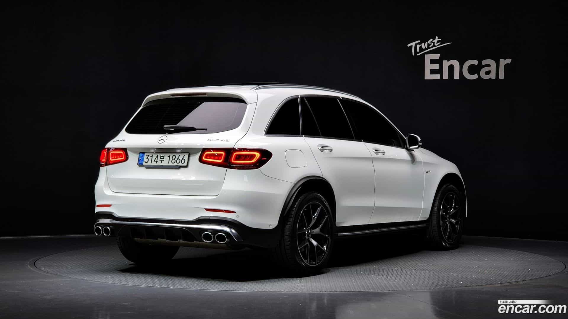 GLC-Class Mercedes-Benz 2021.7-OUTER-002