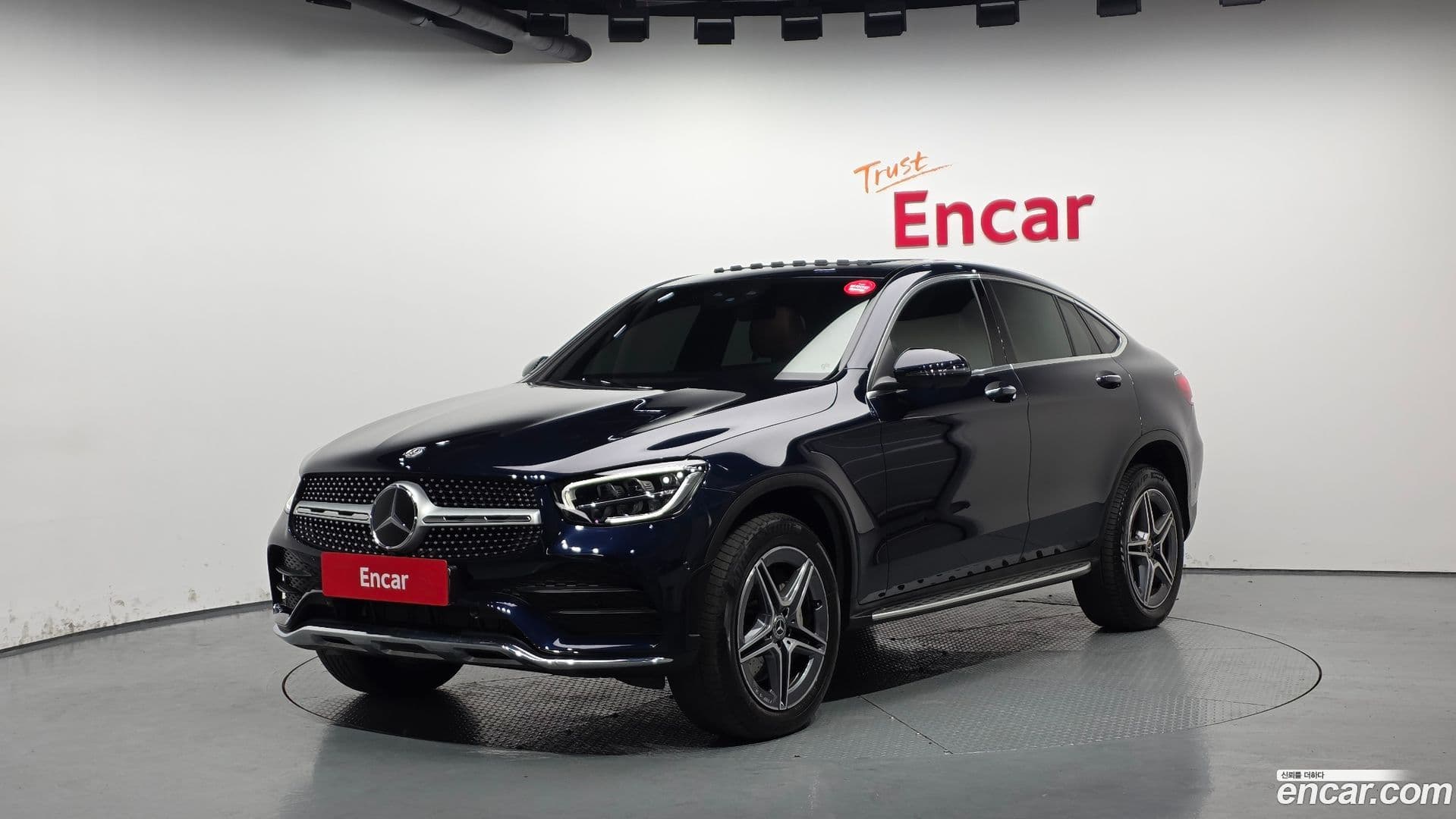 Main__Slider__Photo:GLC-Class Mercedes-Benz 2022.2-0