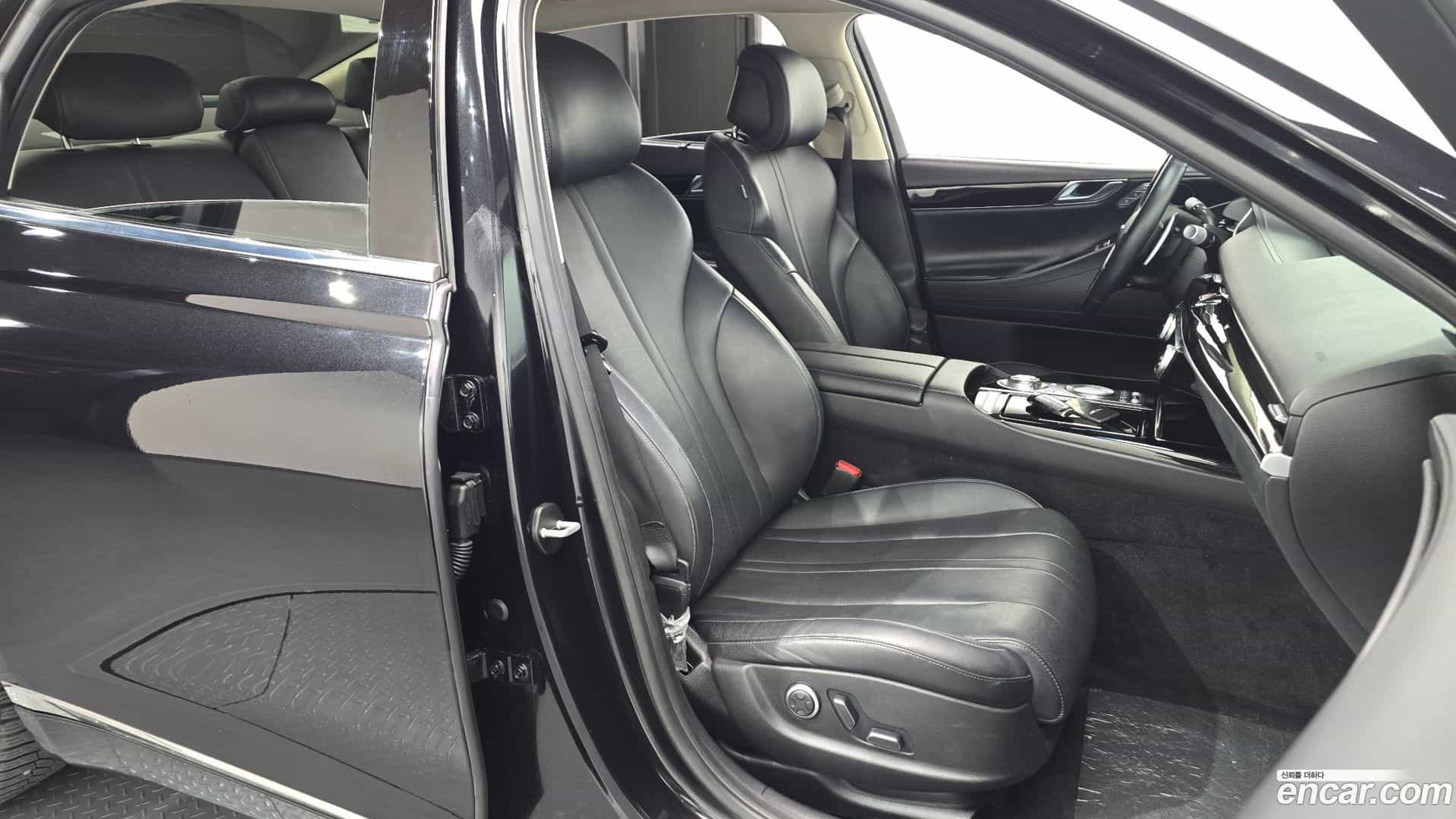 G80 Genesis 2021.2-INNER-010