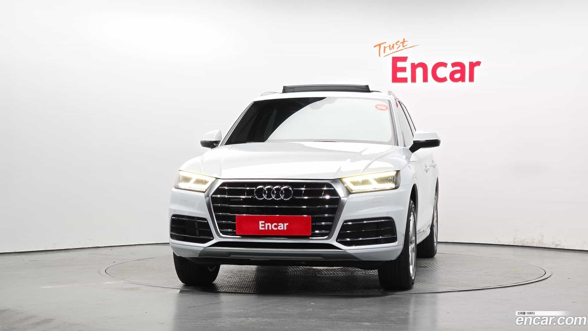 Q5 Audi 2020.8-OUTER-003
