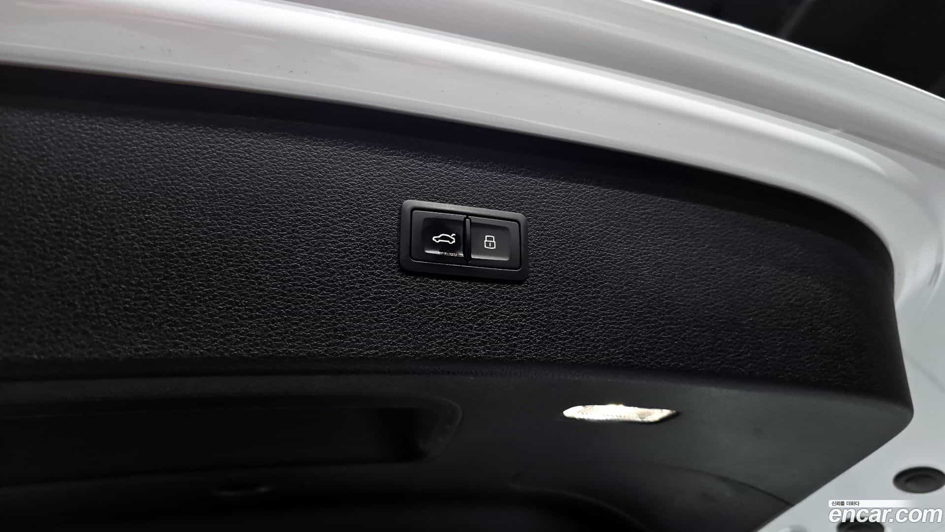 Q5 Audi 2020.8-OPTION-024