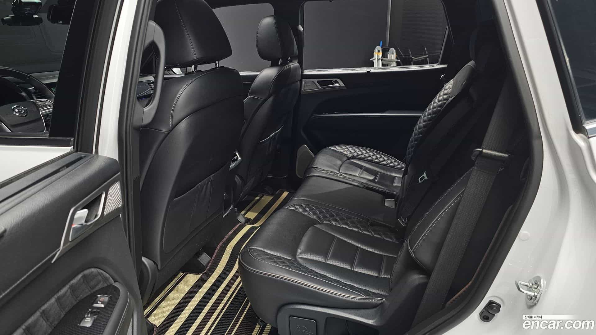 Rexton KG Mobility 2022.1-OPTION-016