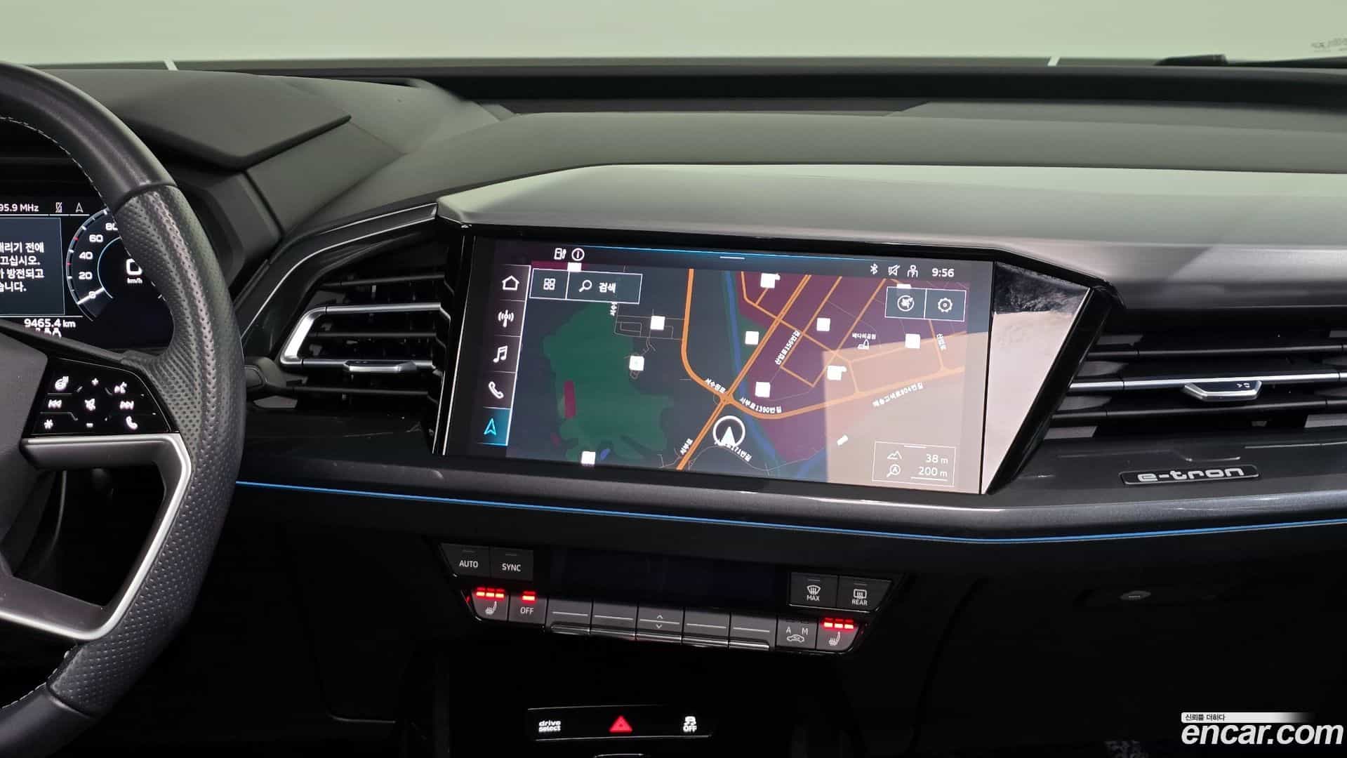 Q4 e-tron Audi 2022.9-OPTION-018
