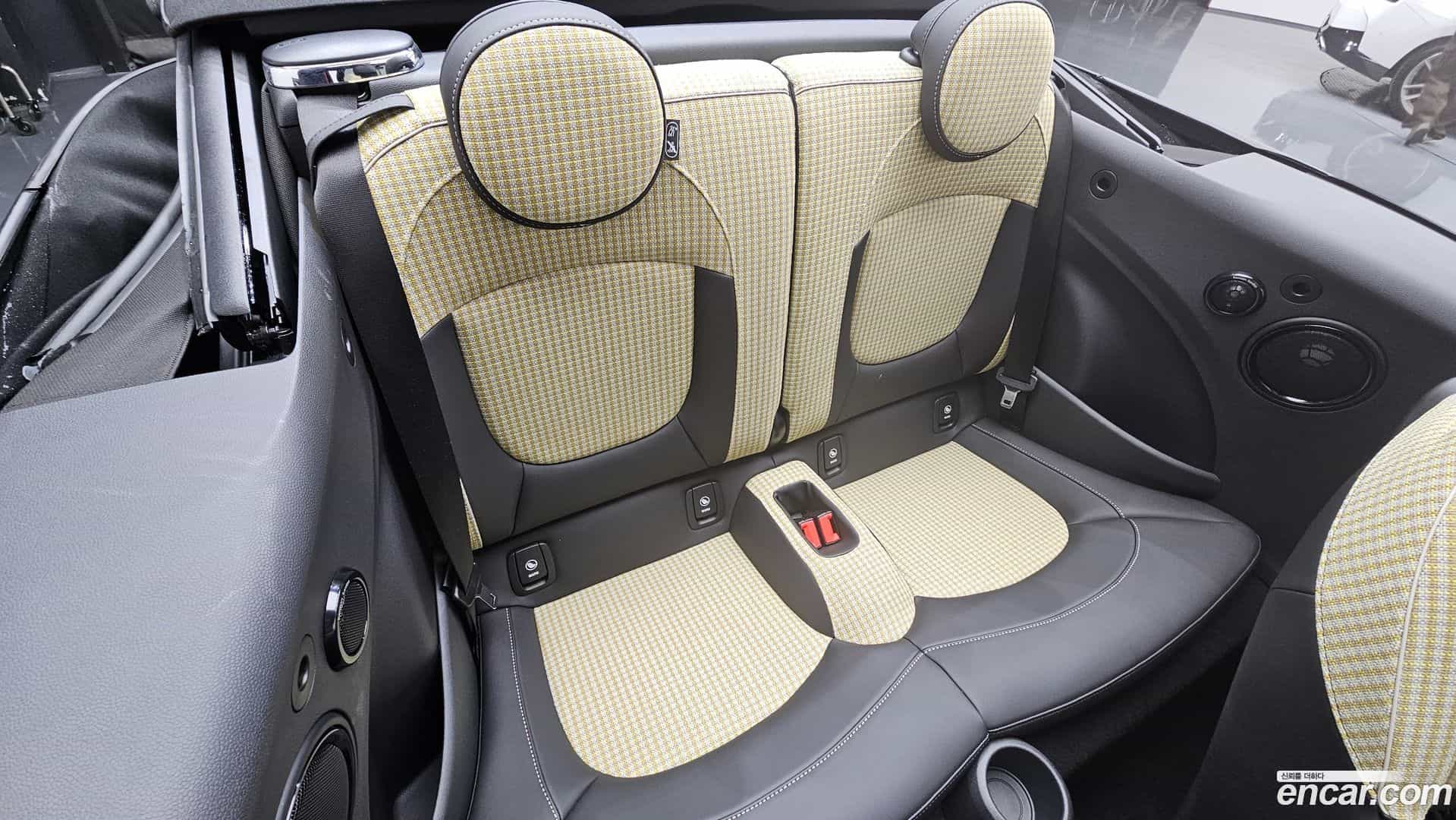 Cooper Convertible Mini 2024.5-OPTION-16