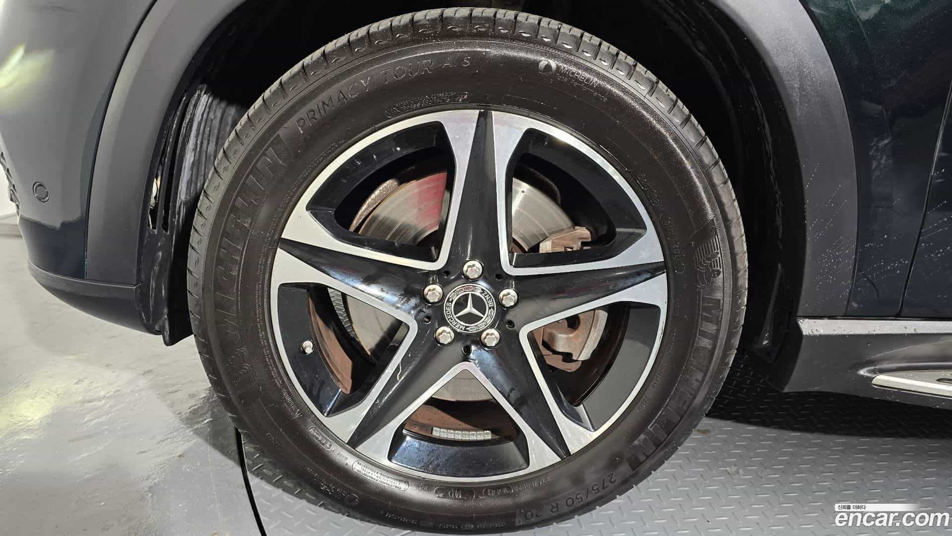 GLE-Class Mercedes-Benz 2021.9-OUTER-005