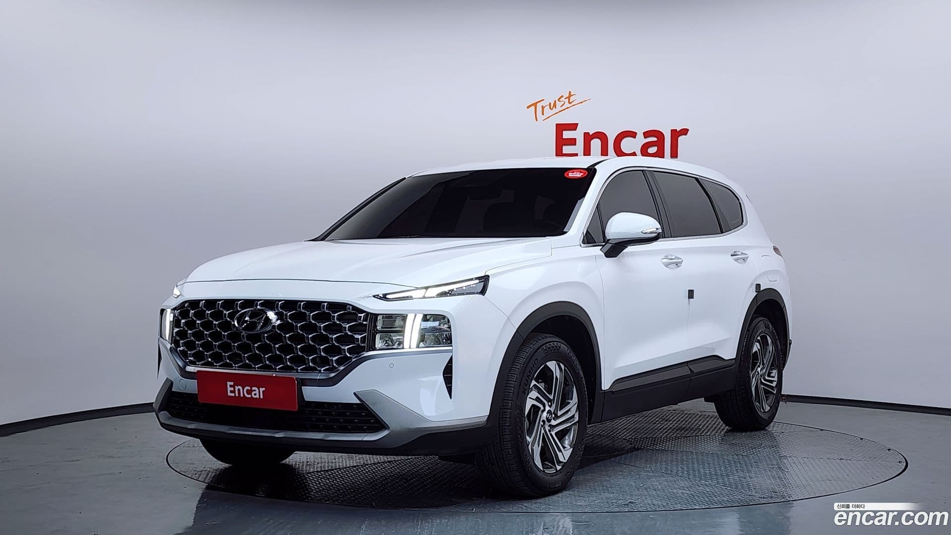 Main__Slider__Photo:Santafe Hyundai 2020.6-0