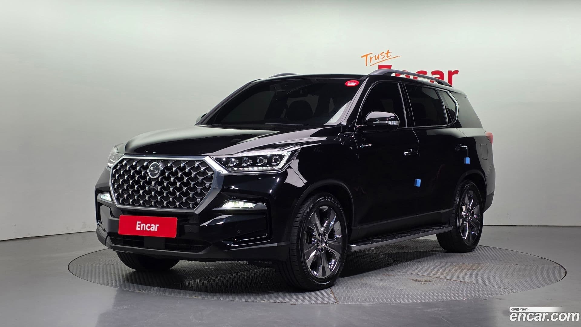 Main__Slider__Photo:Rexton KG Mobility 2022.0-0