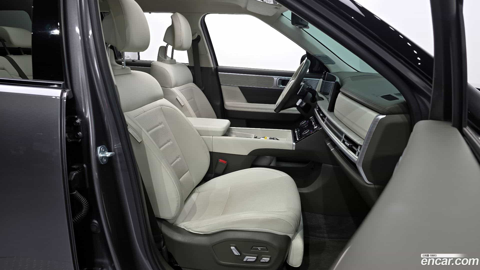 Santafe Hyundai 2023.10-INNER-10