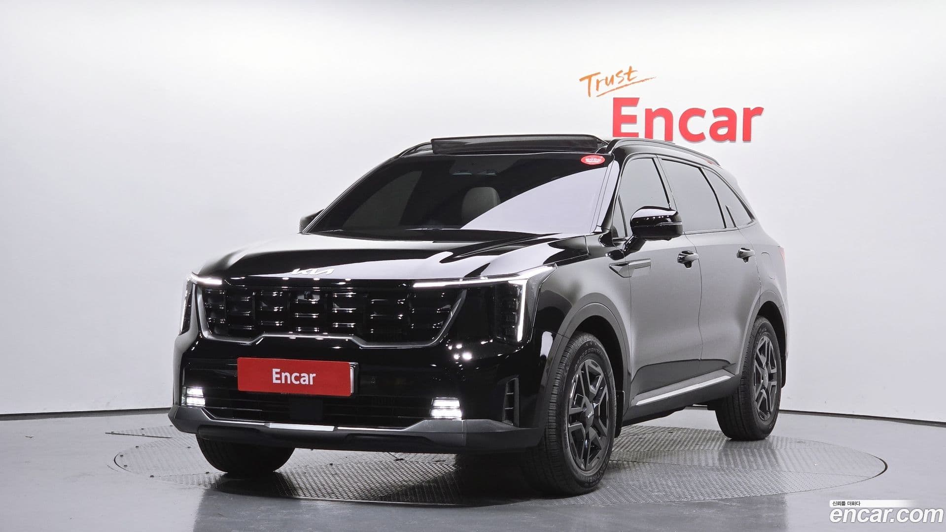 Main__Slider__Photo:Sorento Kia 2023.10-0