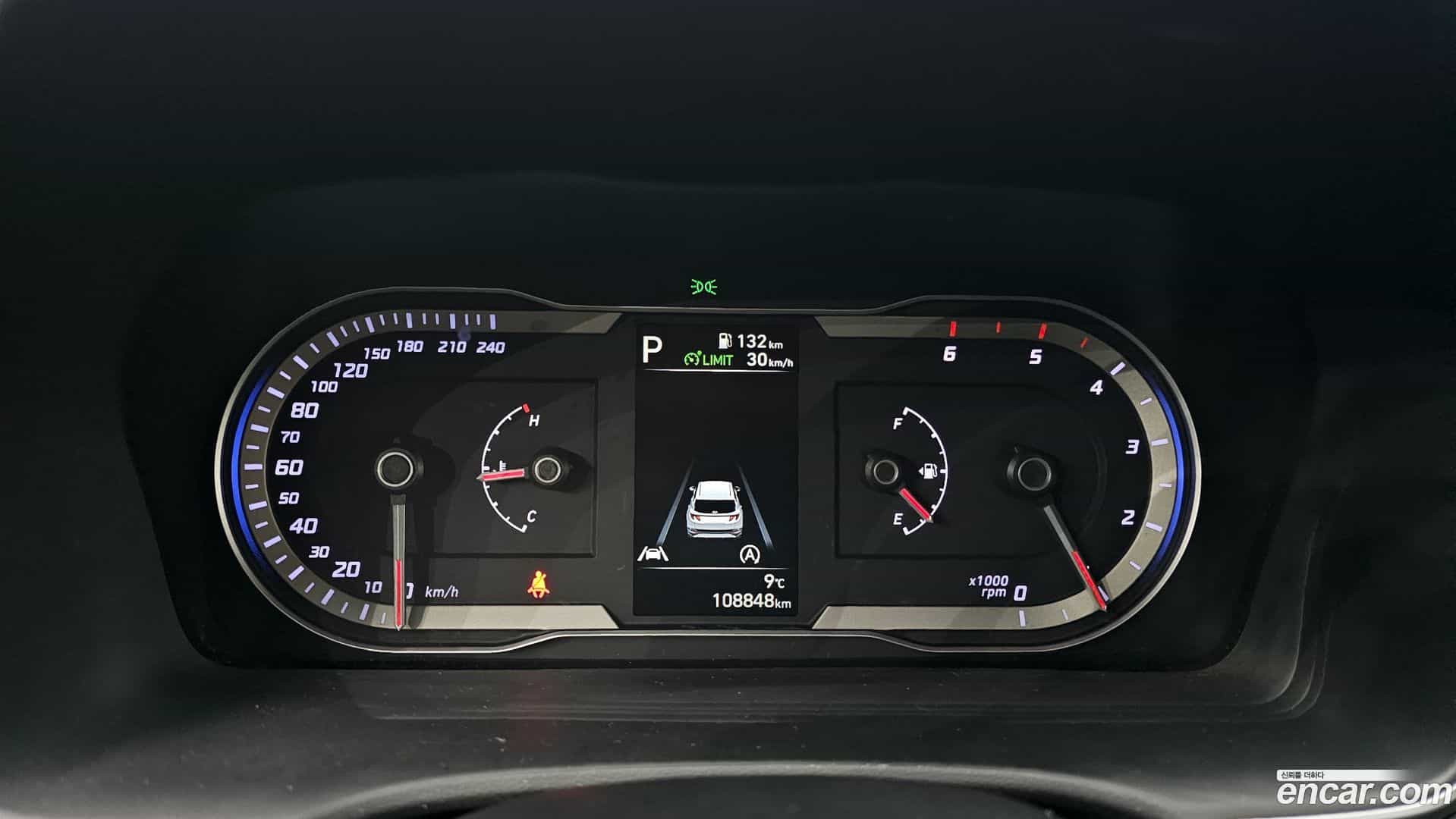 Tucson Hyundai 2022.1-INNER-008