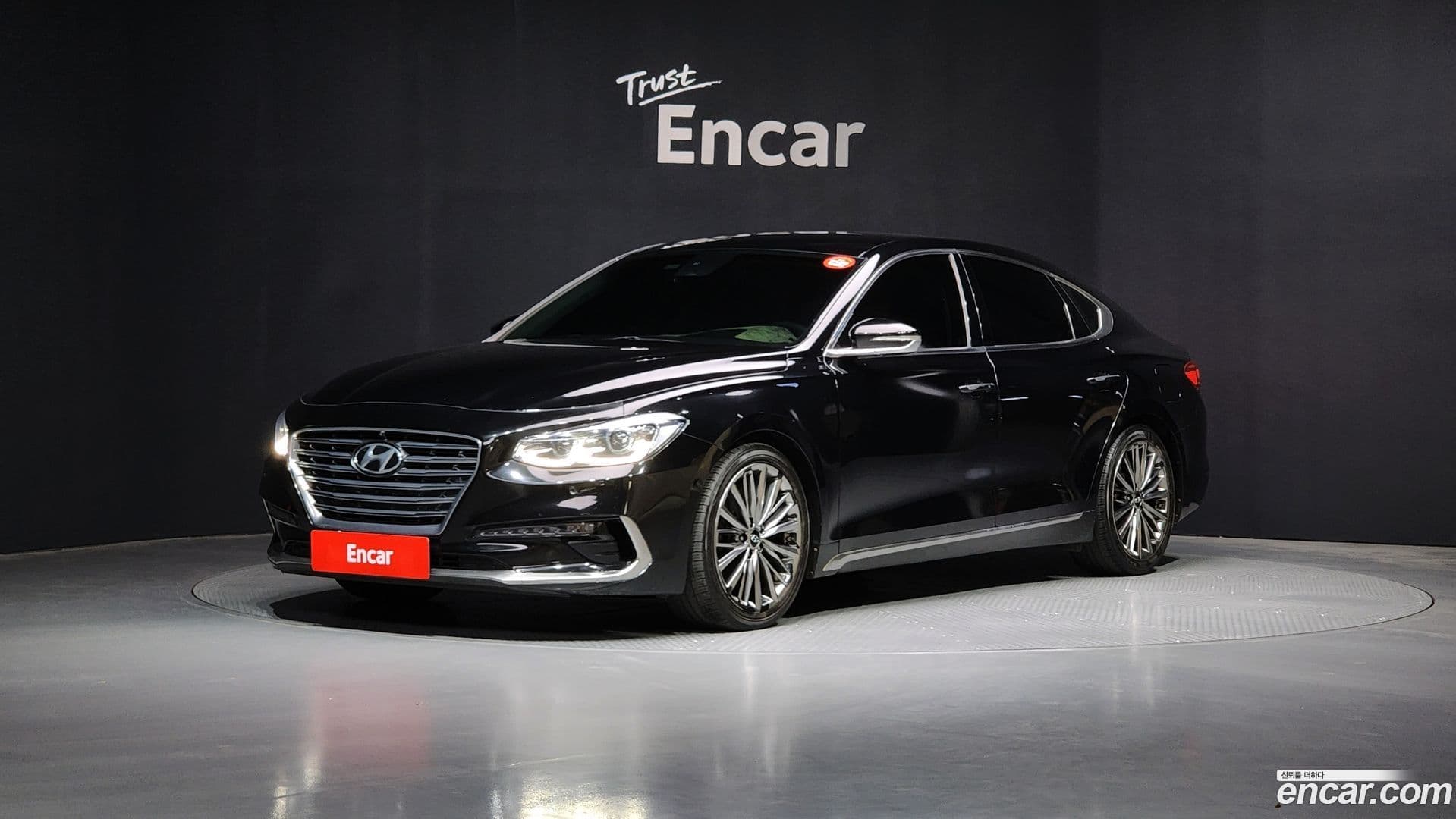 Main__Slider__Photo:Grandeur Hyundai 2016.11-0