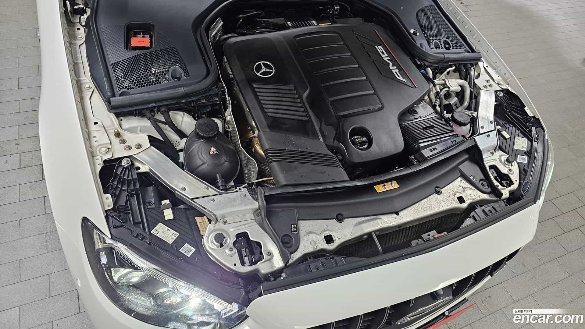 E-Class Mercedes-Benz 2022.2-INNER-6