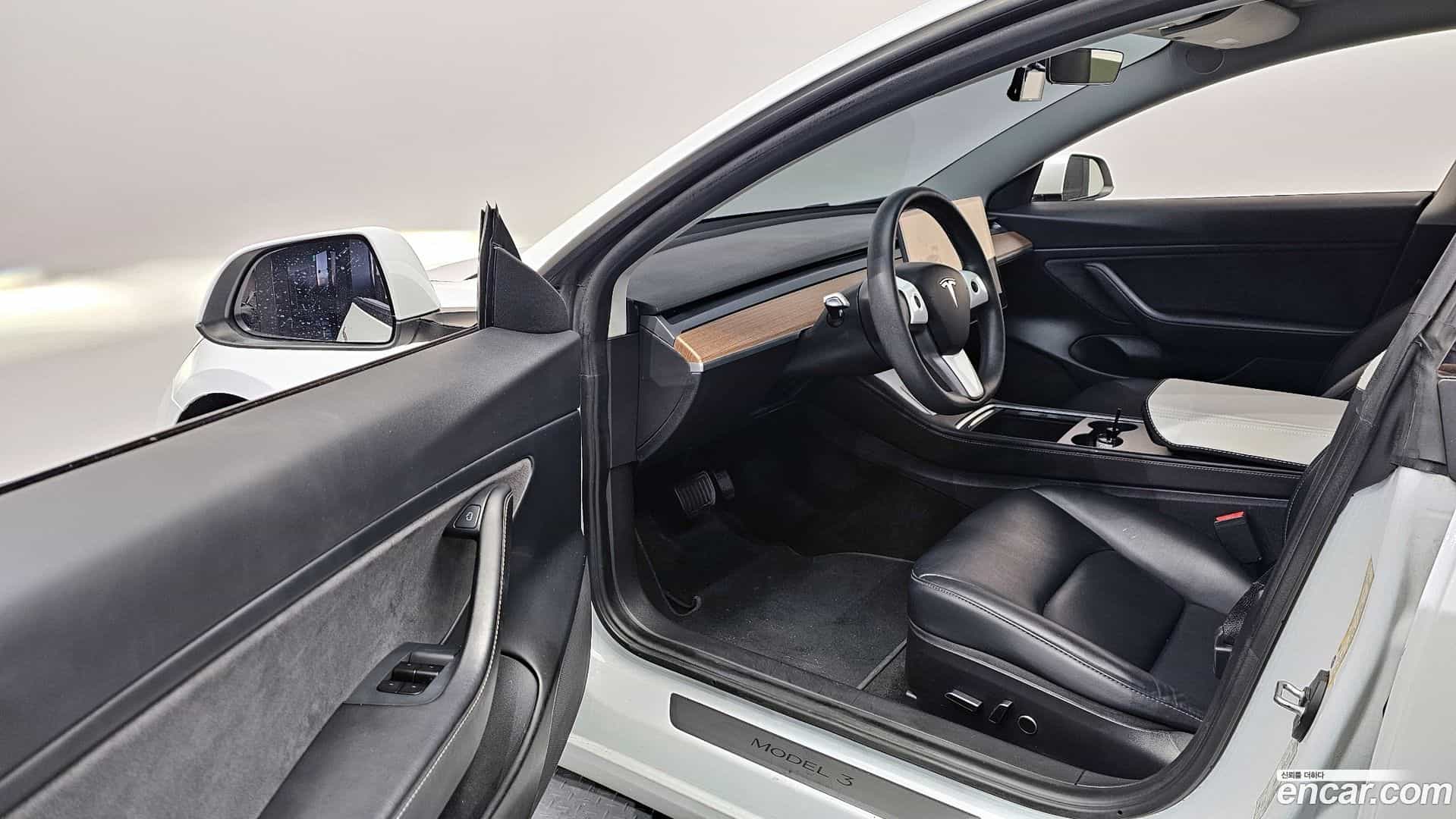 Model 3 Tesla 2021.2-INNER-010