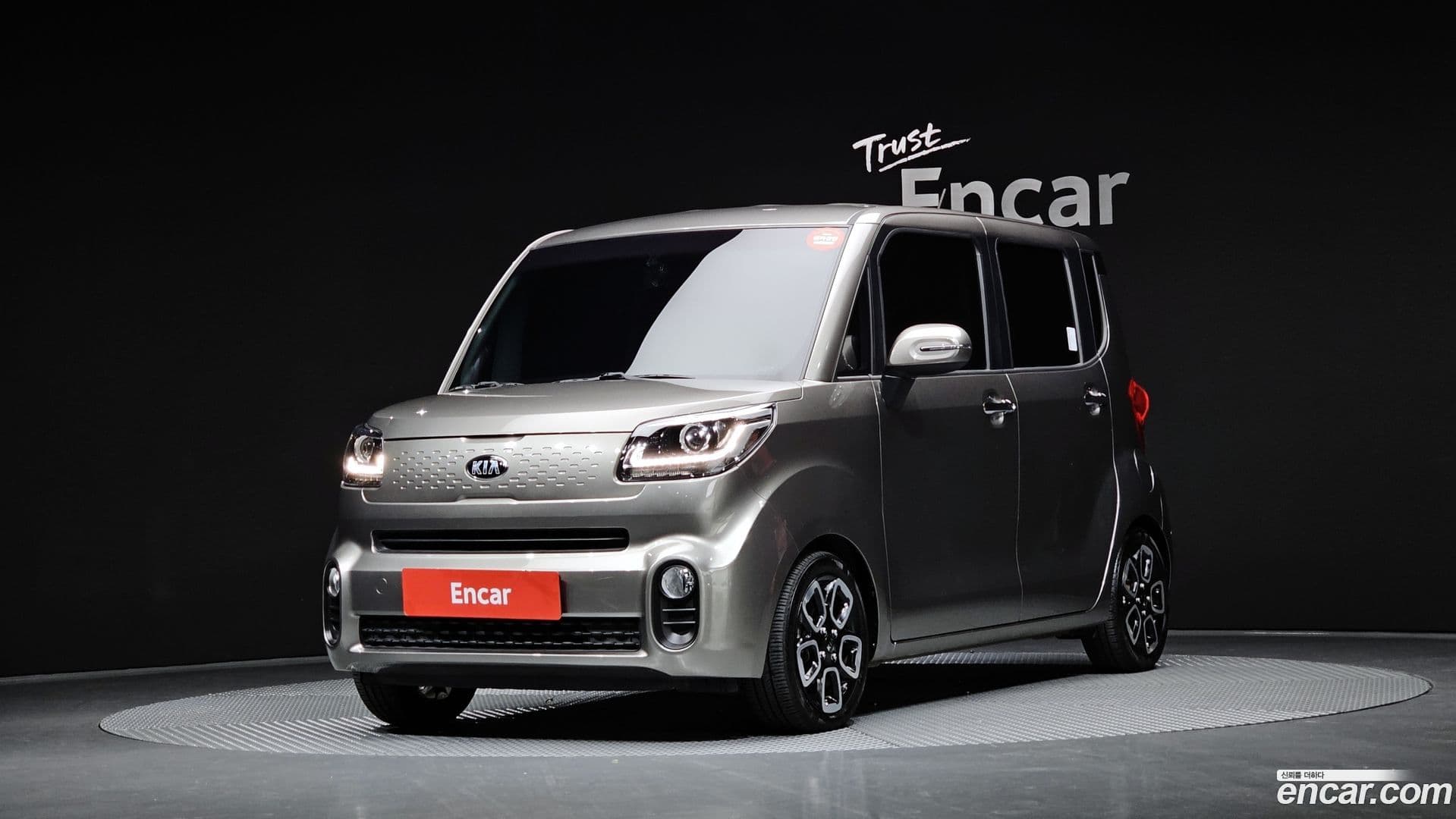 Main__Slider__Photo:RAY Kia 2018.8-0