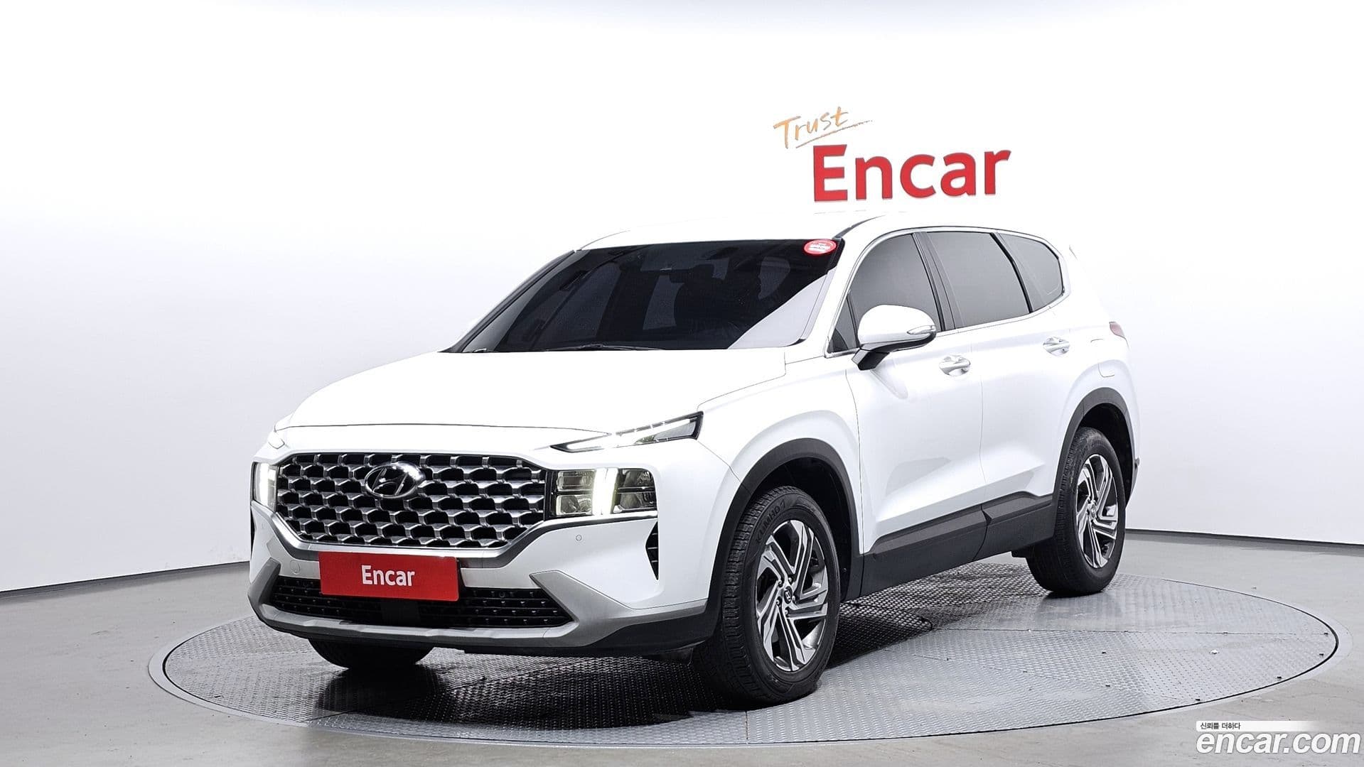 Main__Slider__Photo:Santafe Hyundai 2021.5-0