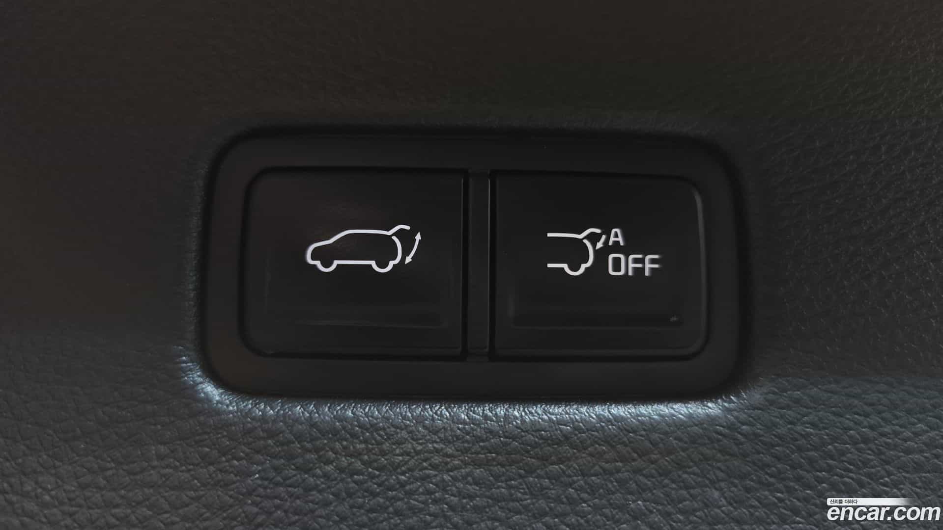 Canival Kia 2023.1-OPTION-024