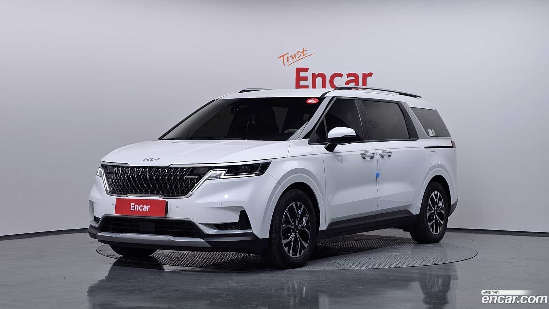 Canival Kia 2023.9-OUTER-001
