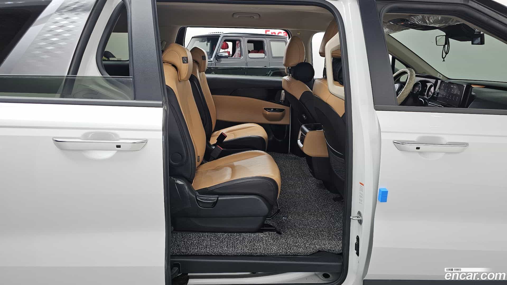 Canival Kia 2023.9-OPTION-016