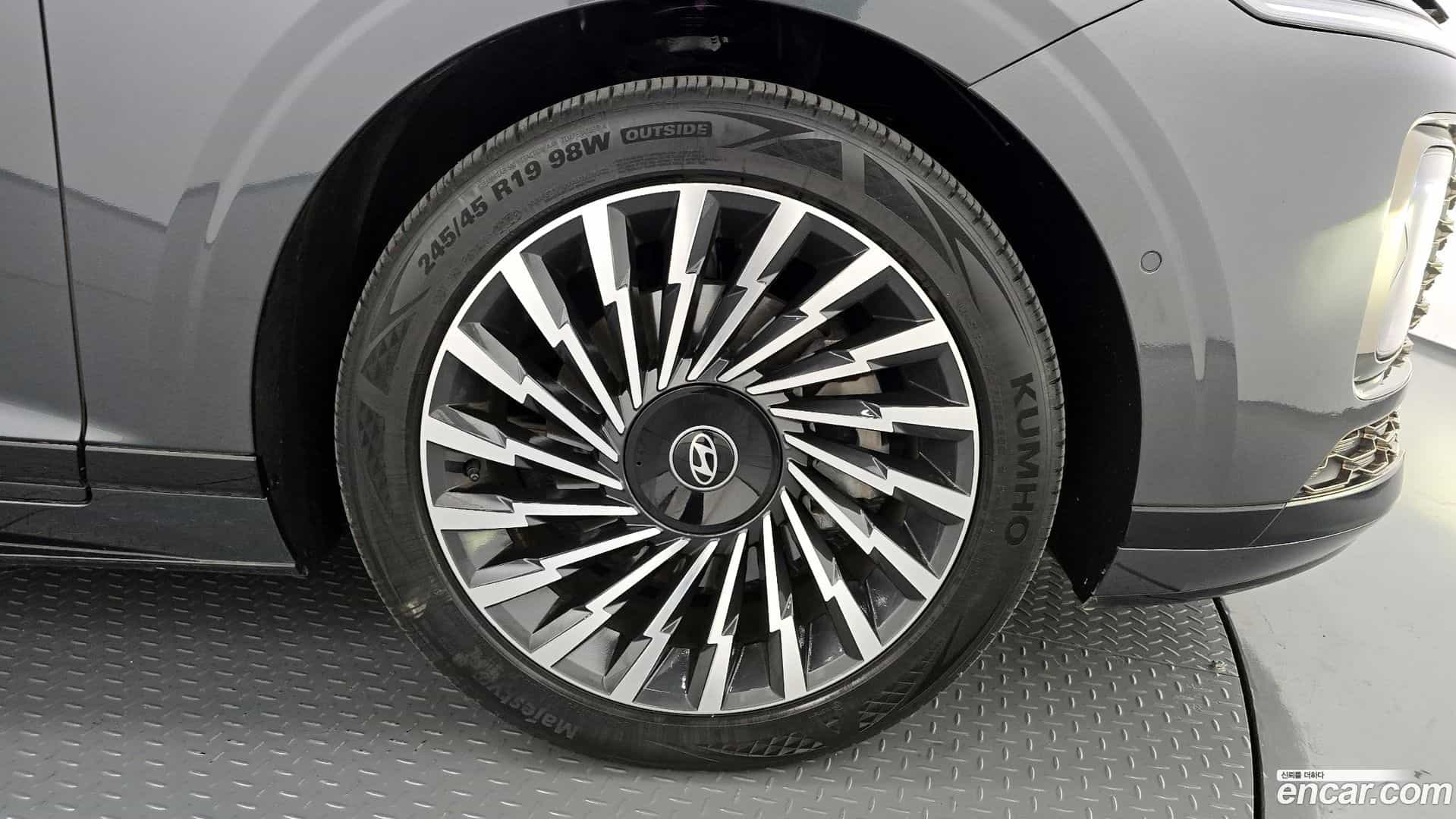 Grandeur Hyundai 2023.7-OUTER-005