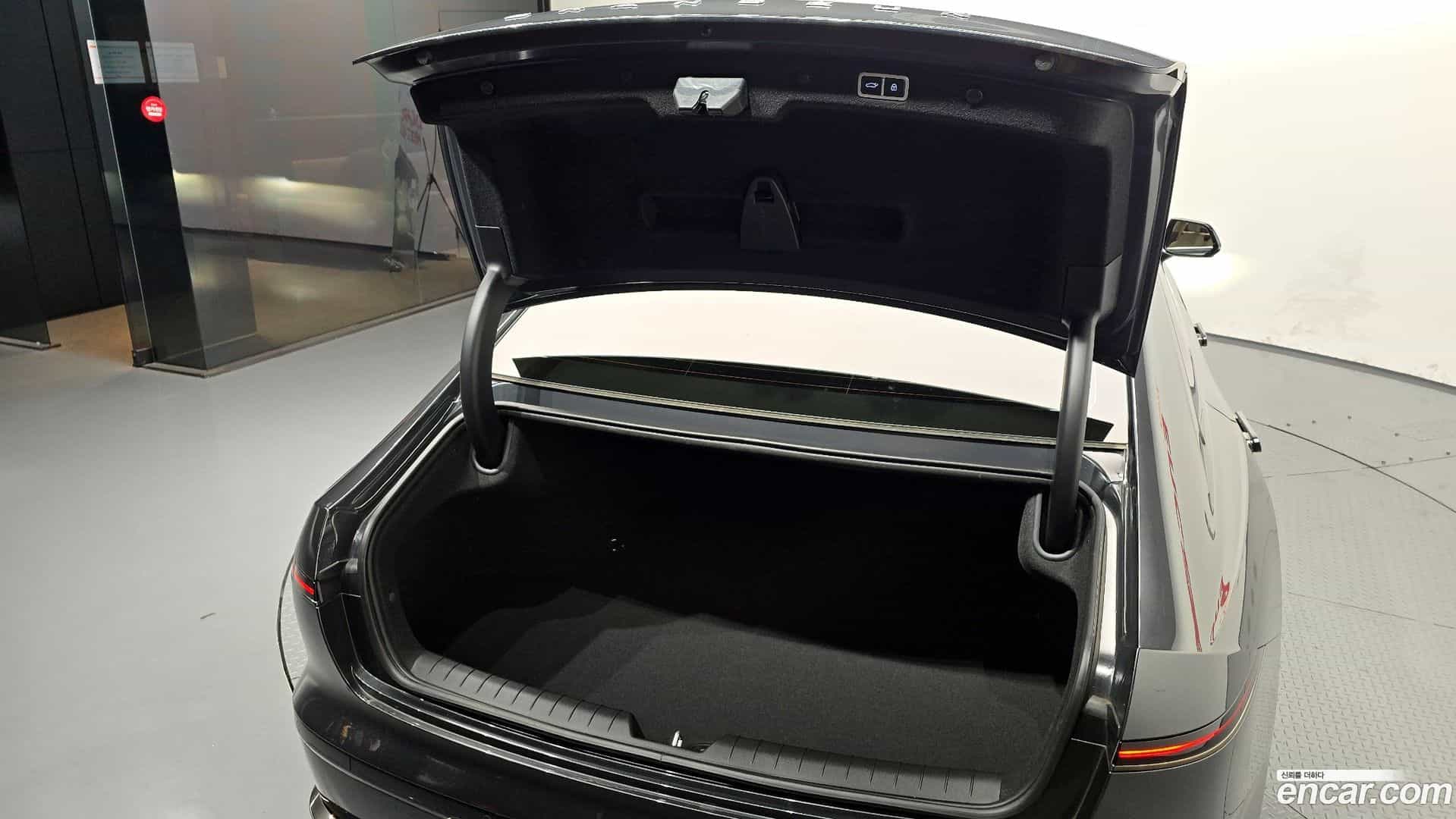 Grandeur Hyundai 2023.7-OPTION-024