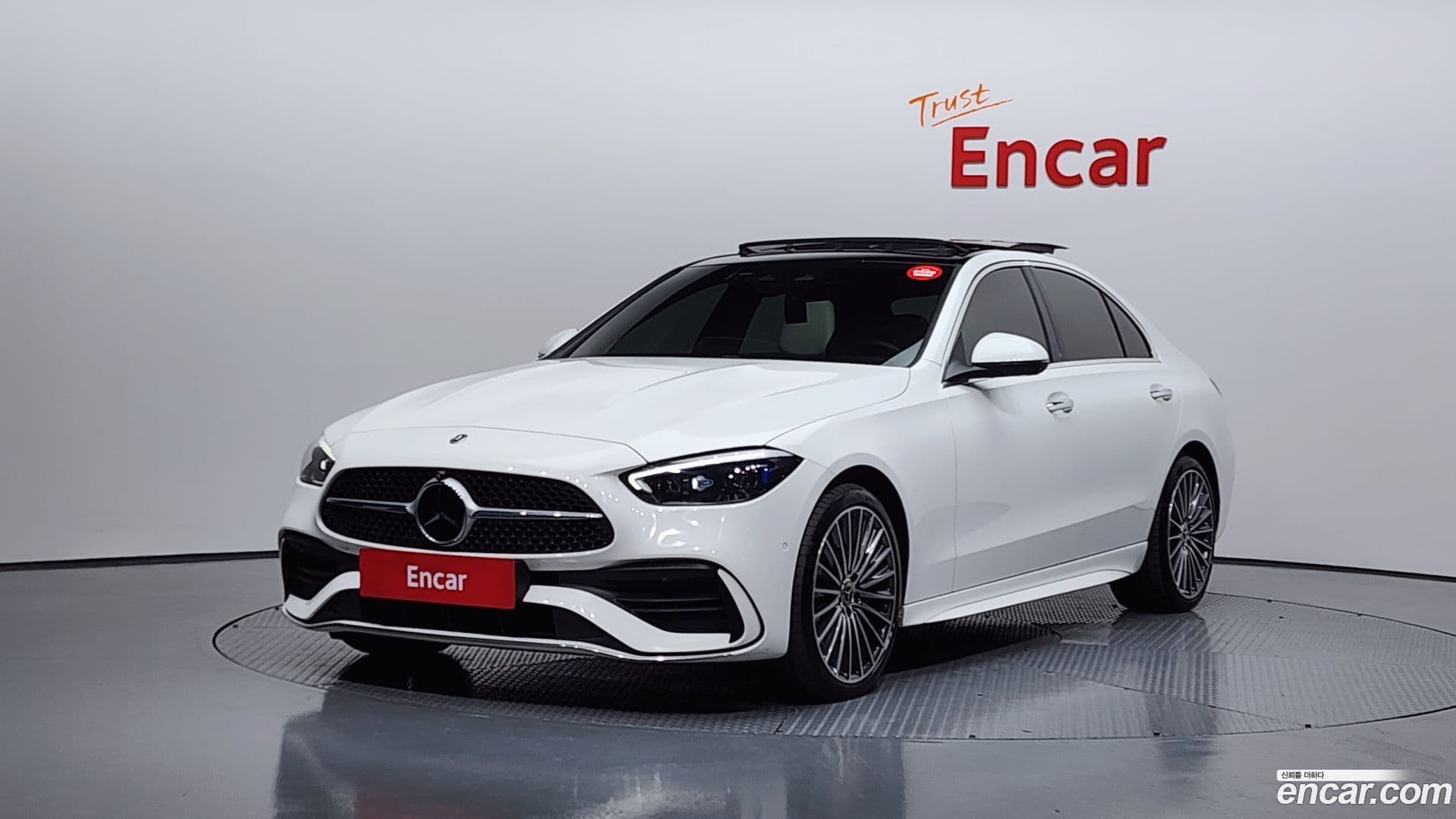 Main__Slider__Photo:C-Class Mercedes-Benz 2022.11-0