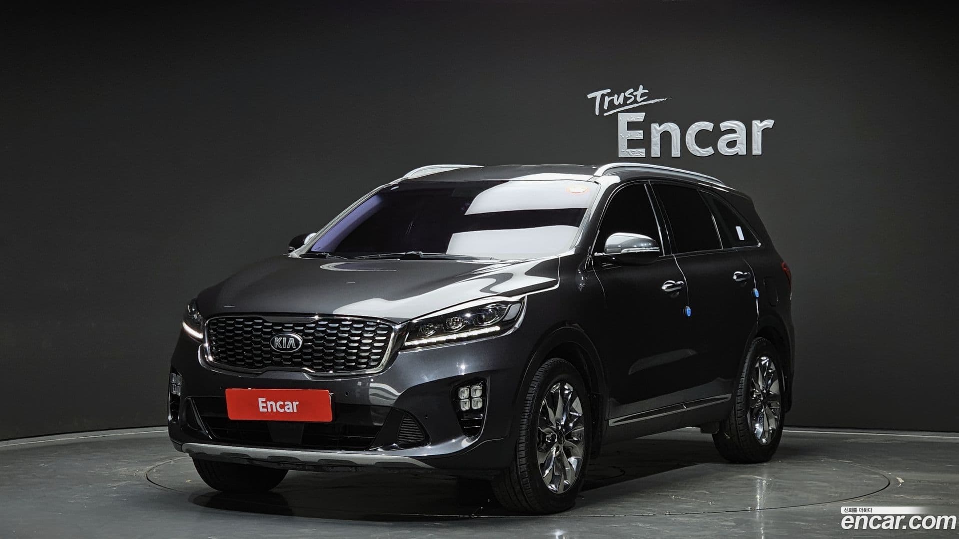 Main__Slider__Photo:Sorento Kia 2018.10-0