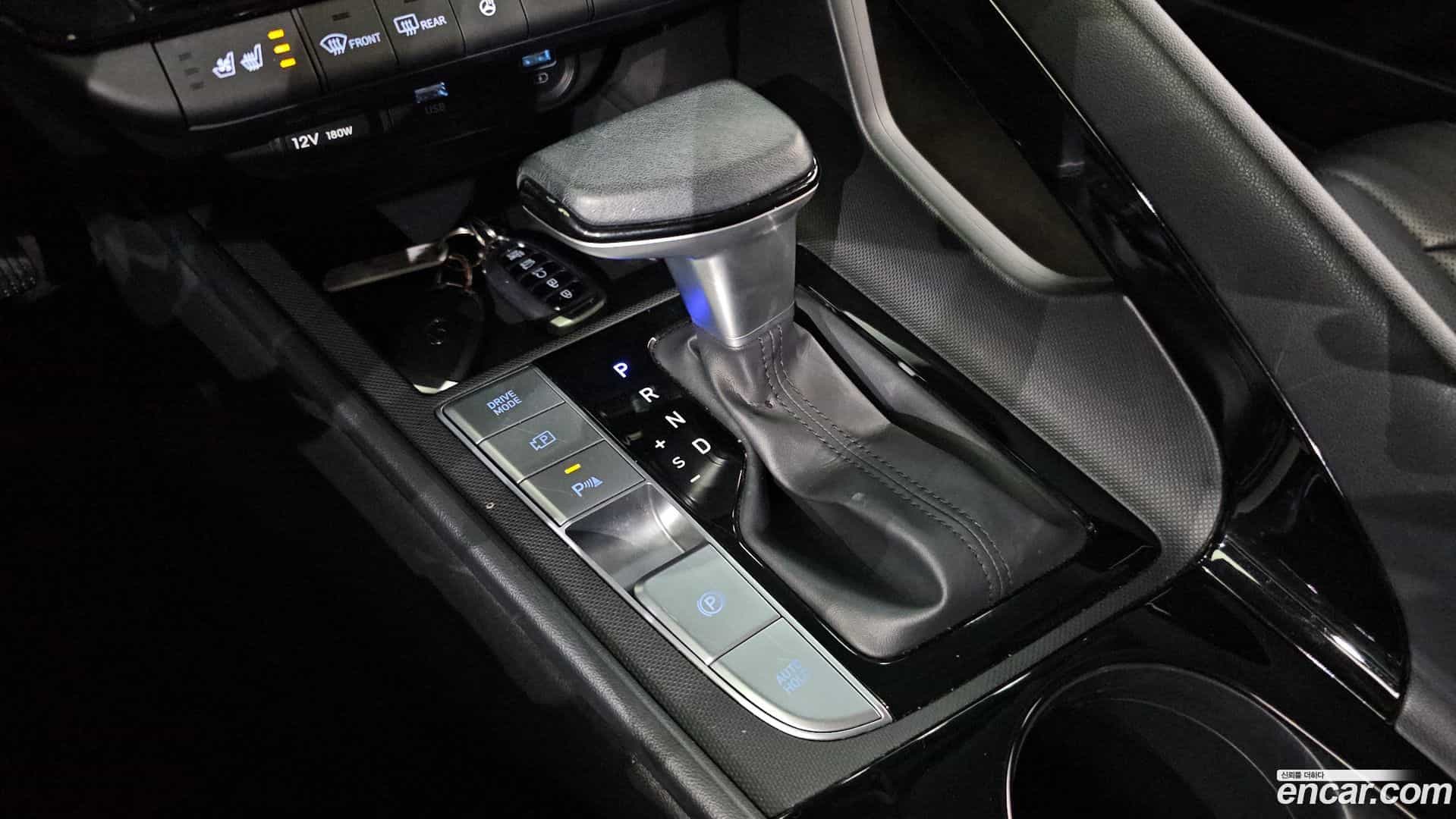 AVANTE Hyundai 2022.11-INNER-009