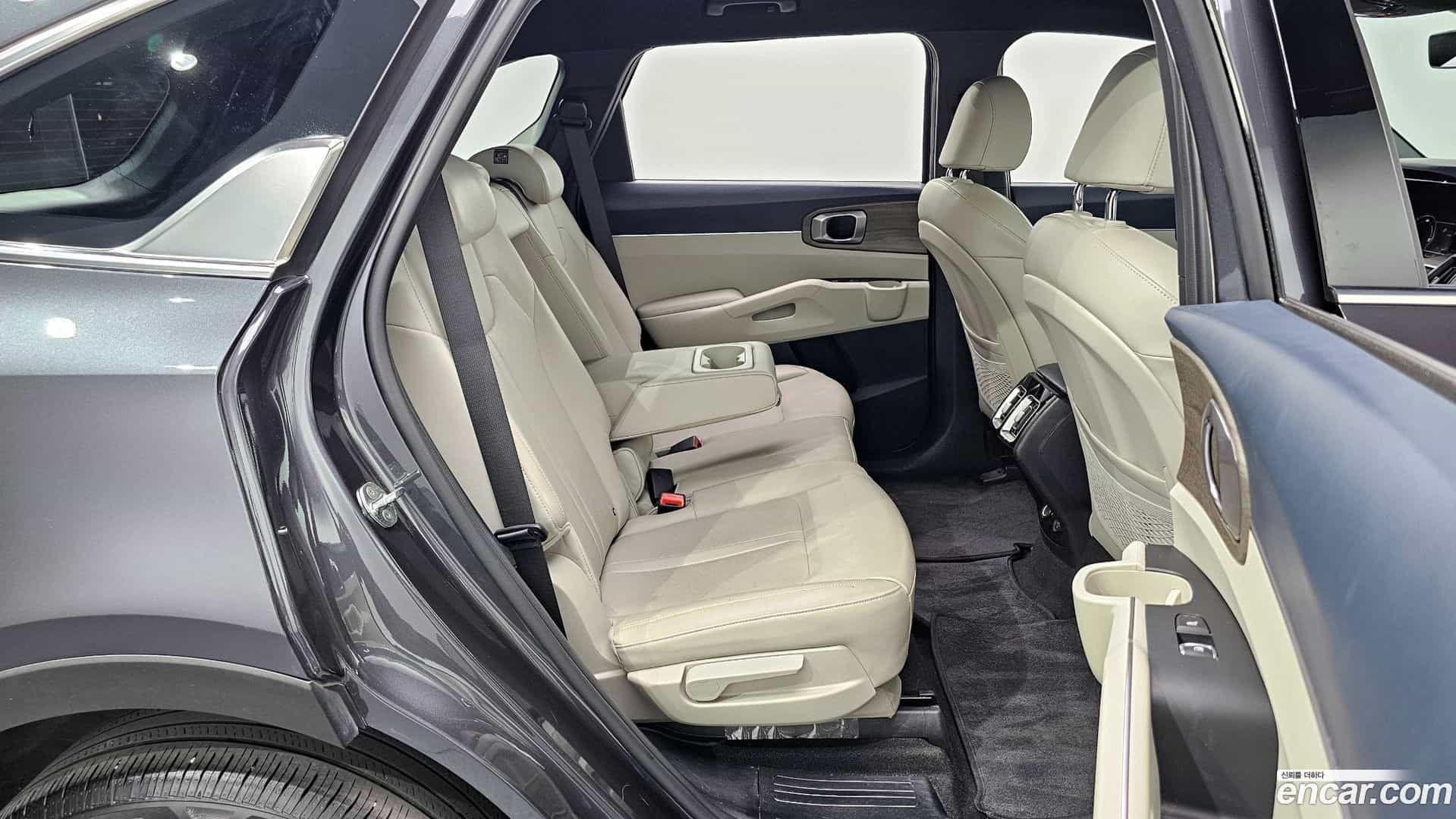 Sorento Kia 2022.5-OPTION-015