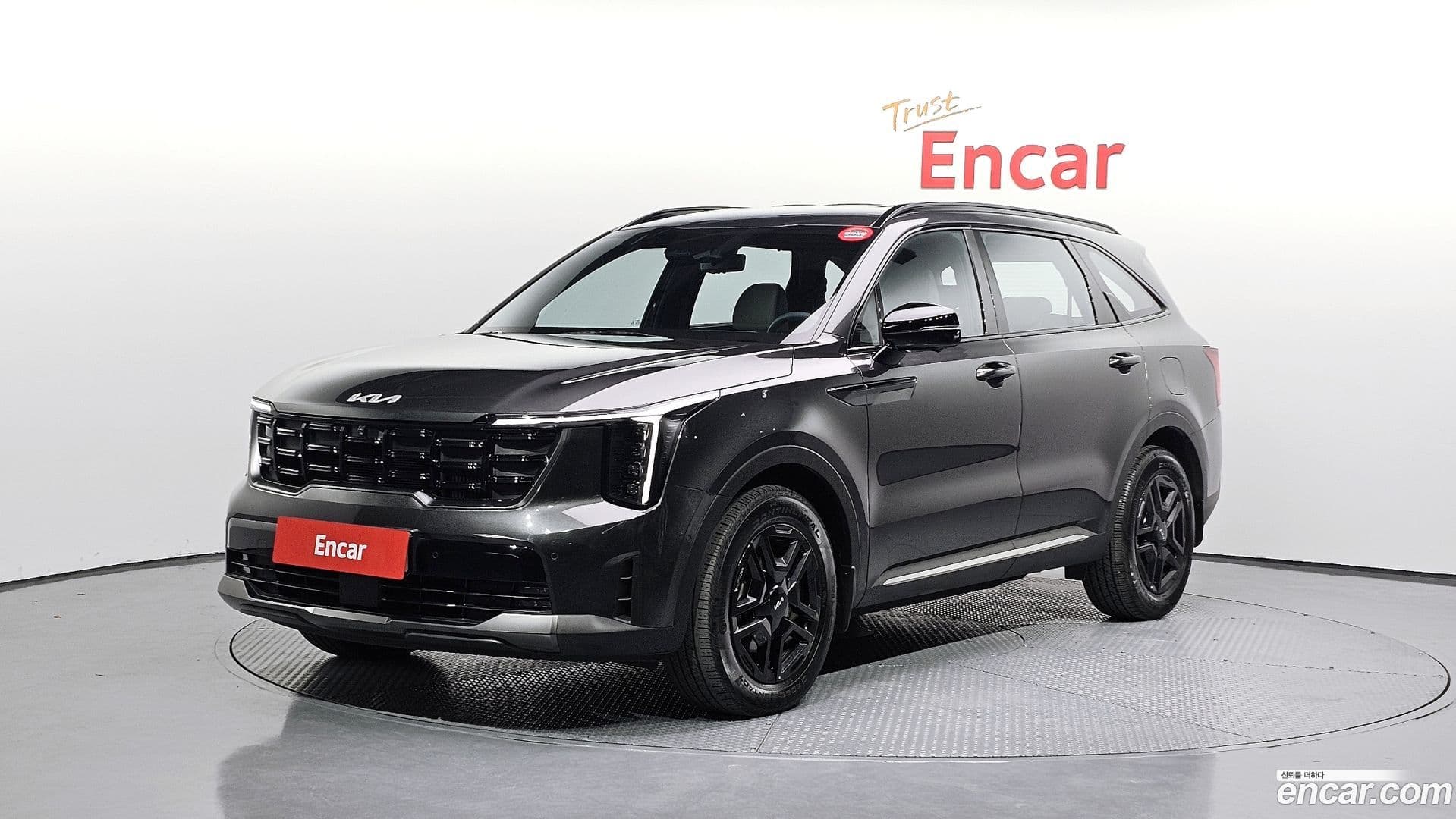 Main__Slider__Photo:Sorento Kia 2023.9-0