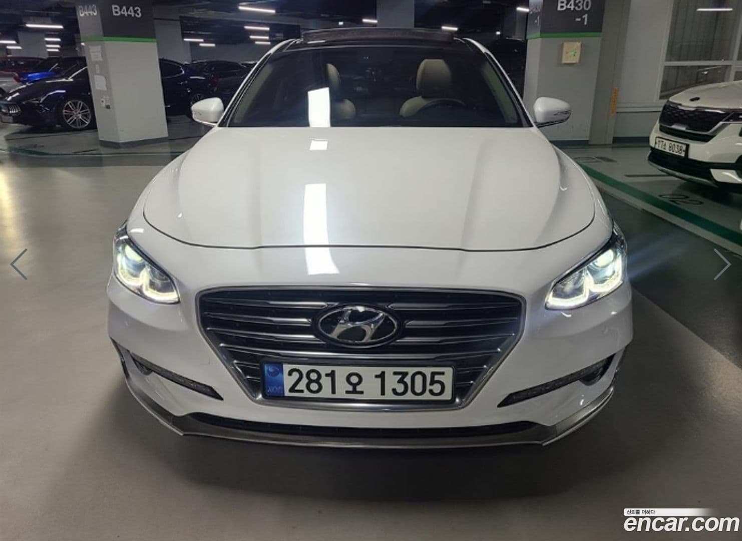 Main__Slider__Photo:Grandeur Hyundai 2017.5-0