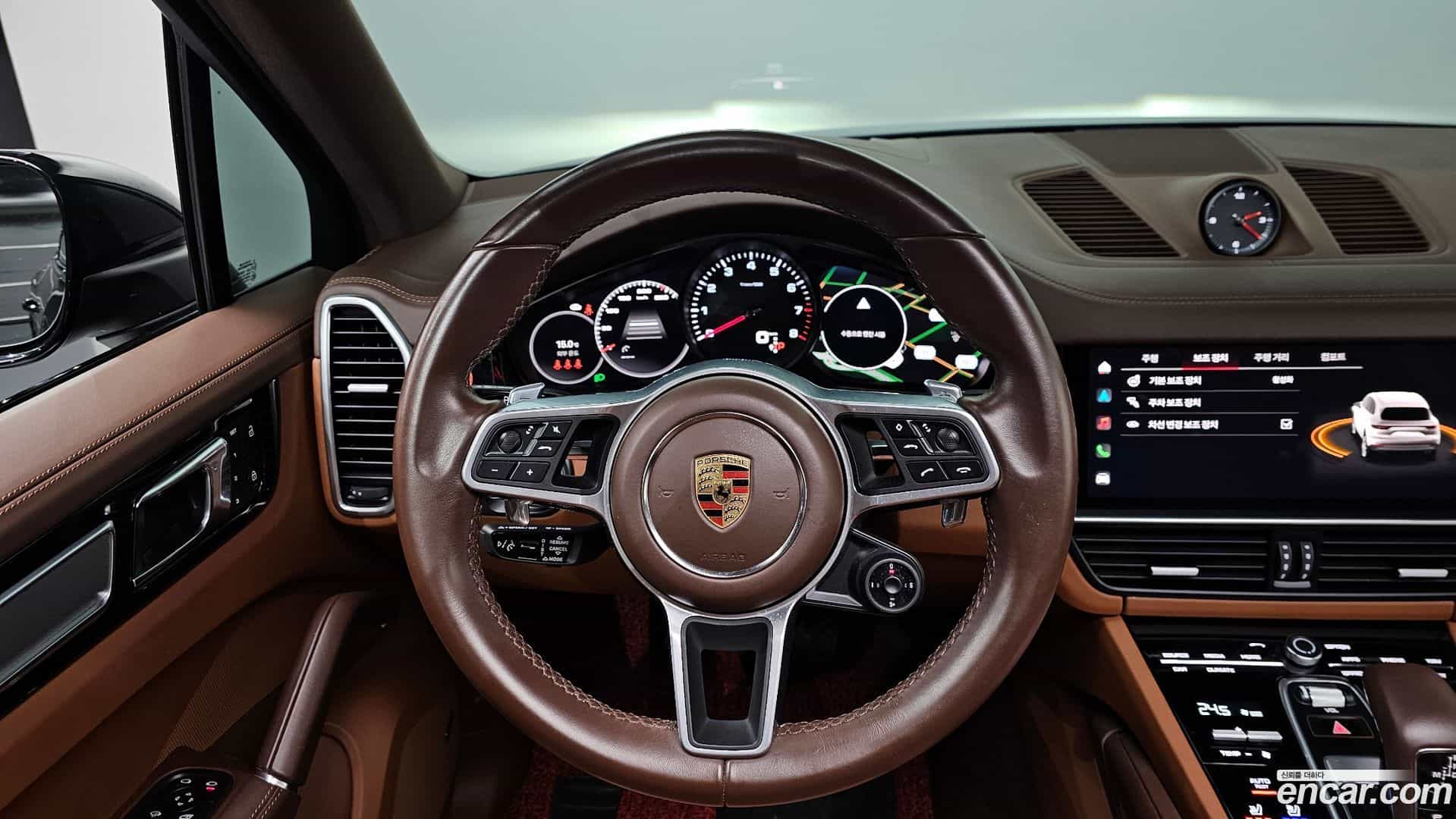 Cayenne Porsche 2023.3-OPTION-017