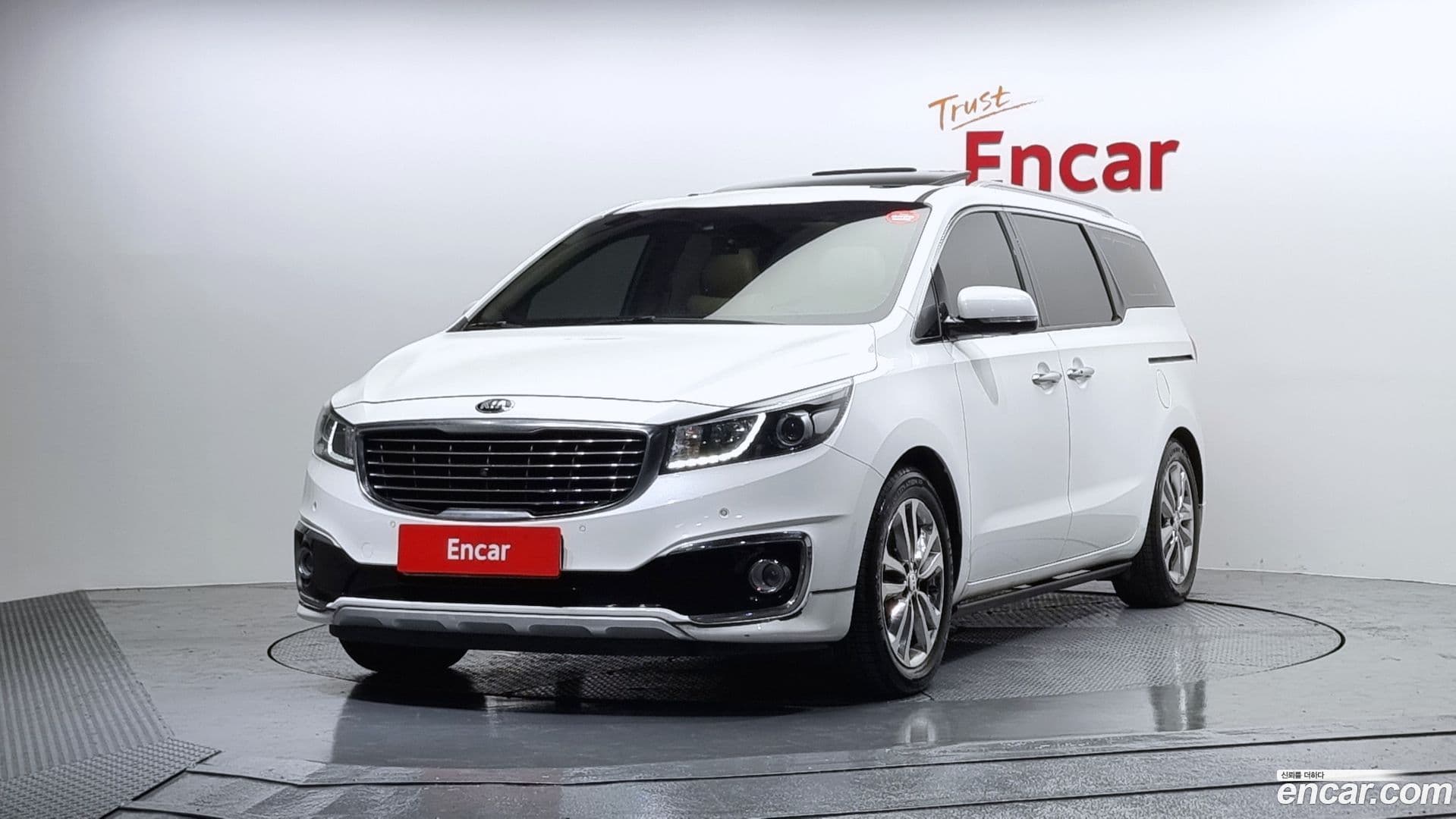 Main__Slider__Photo:Canival Kia 2017.0-0