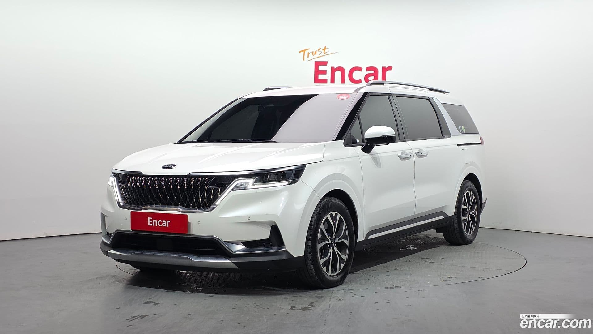 Main__Slider__Photo:Canival Kia 2021.0-0