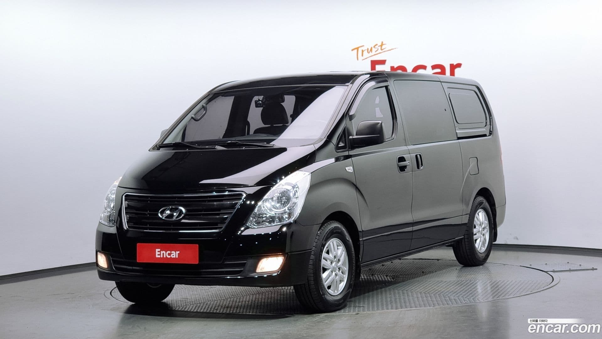 Main__Slider__Photo:Starex Hyundai 2017.0-0