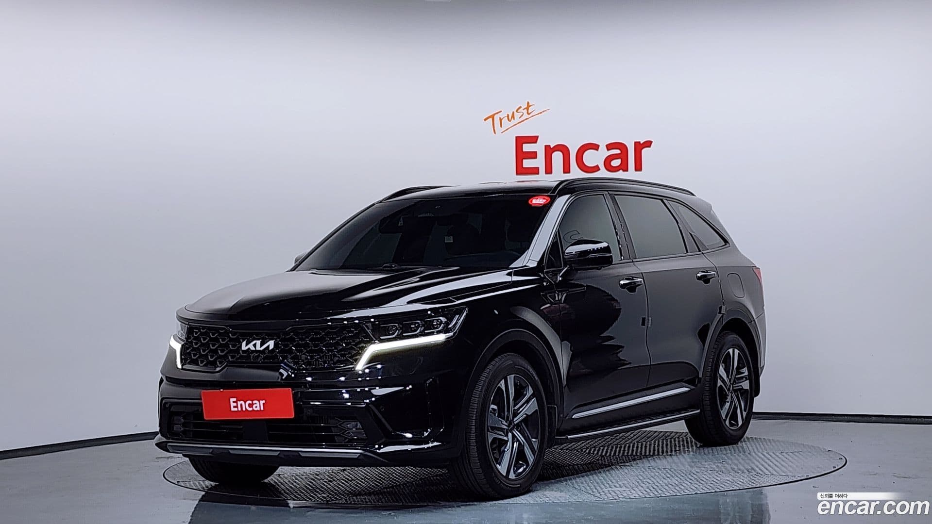Main__Slider__Photo:Sorento Kia 2021.8-0
