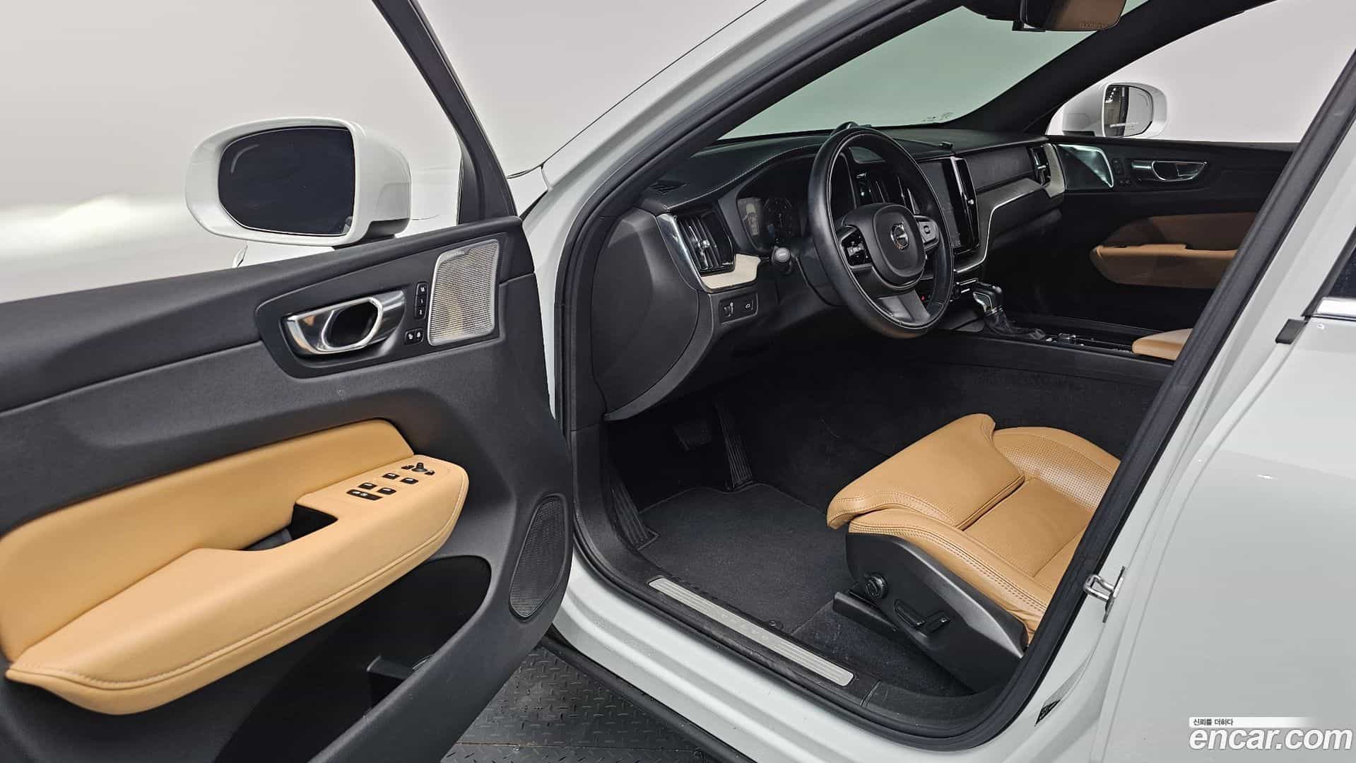 XC60 Volvo 2018.9-OPTION-015