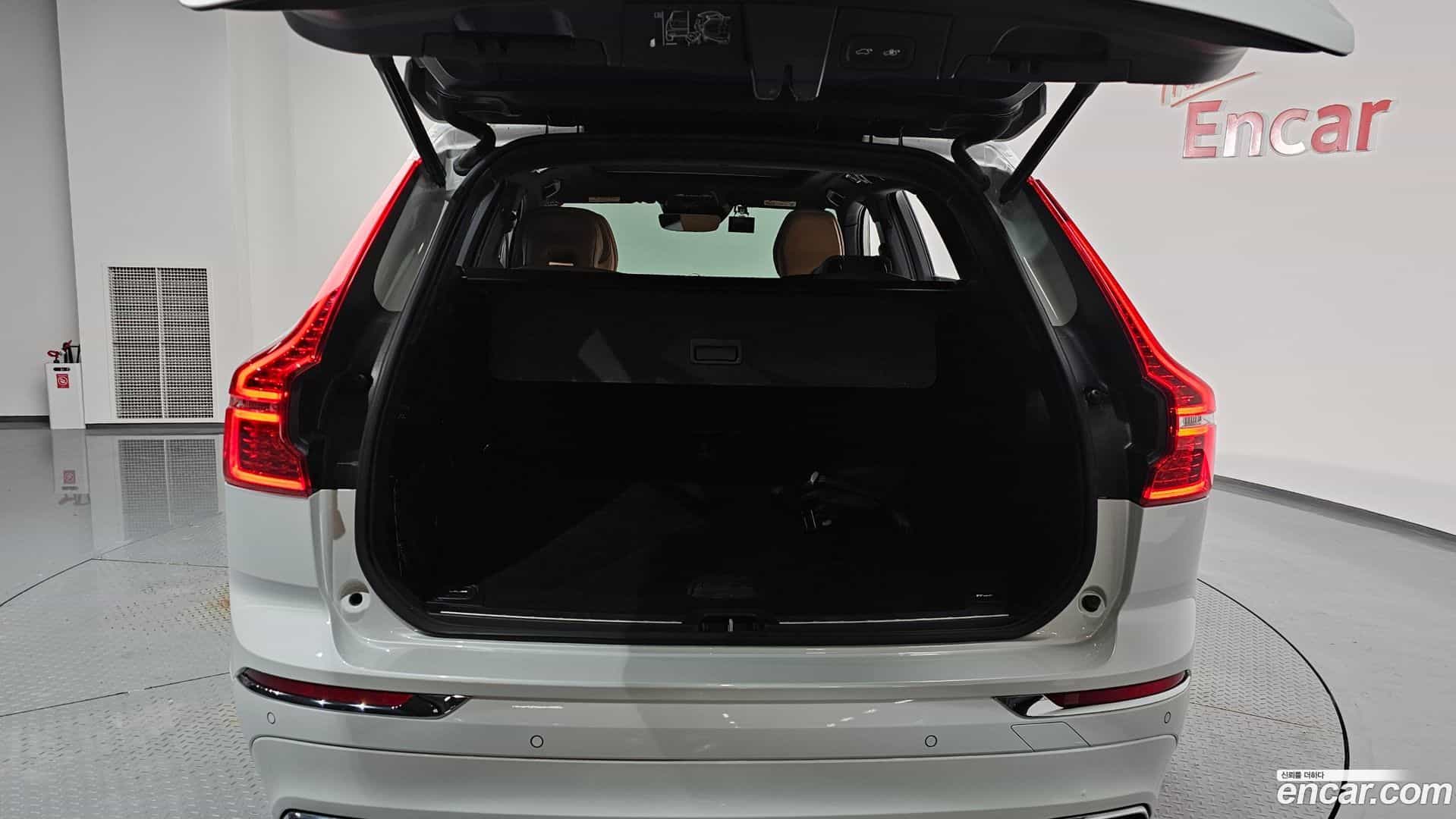 XC60 Volvo 2018.9-OPTION-024