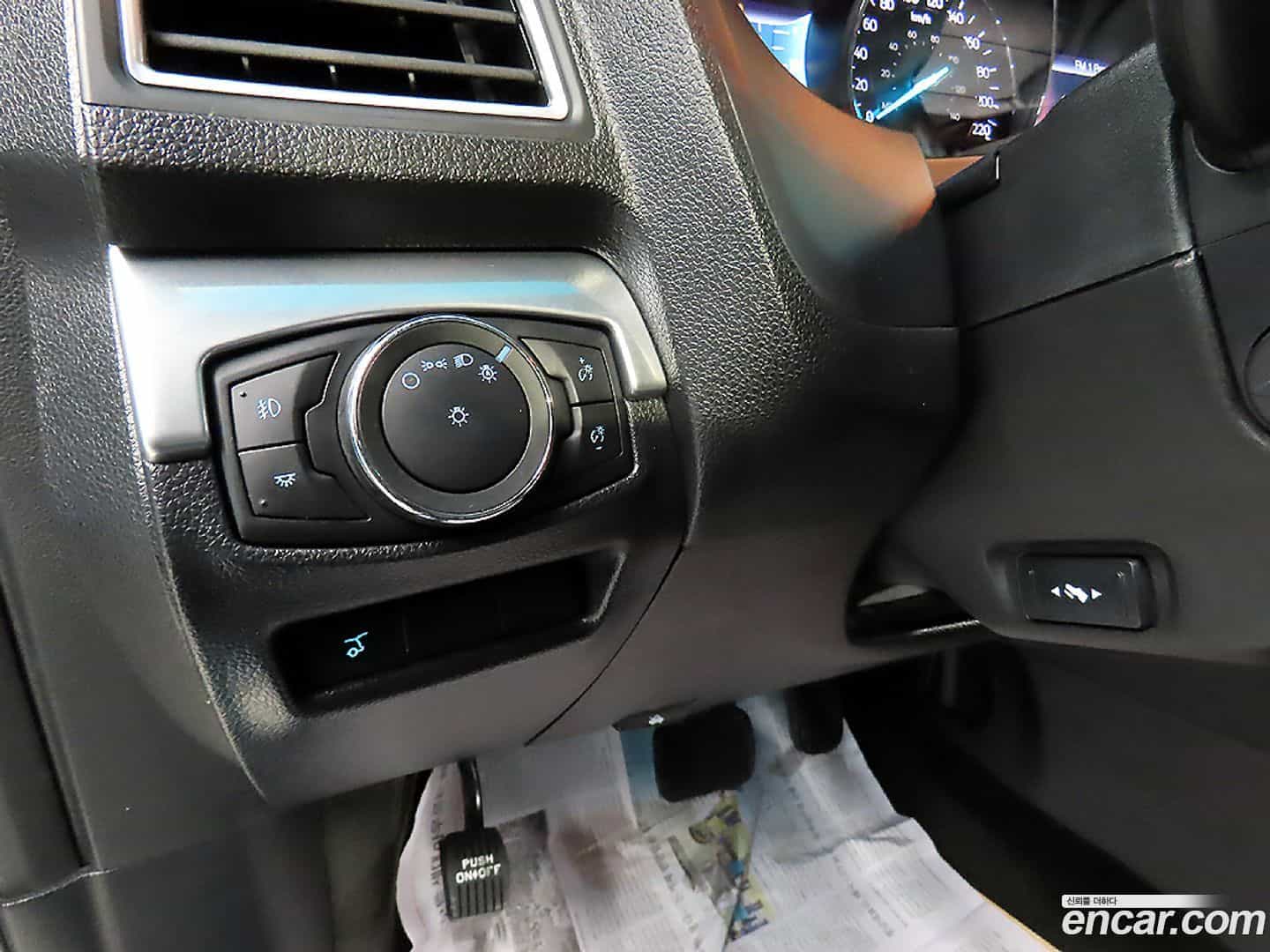 Explorer Ford 2016.0-OPTION-018