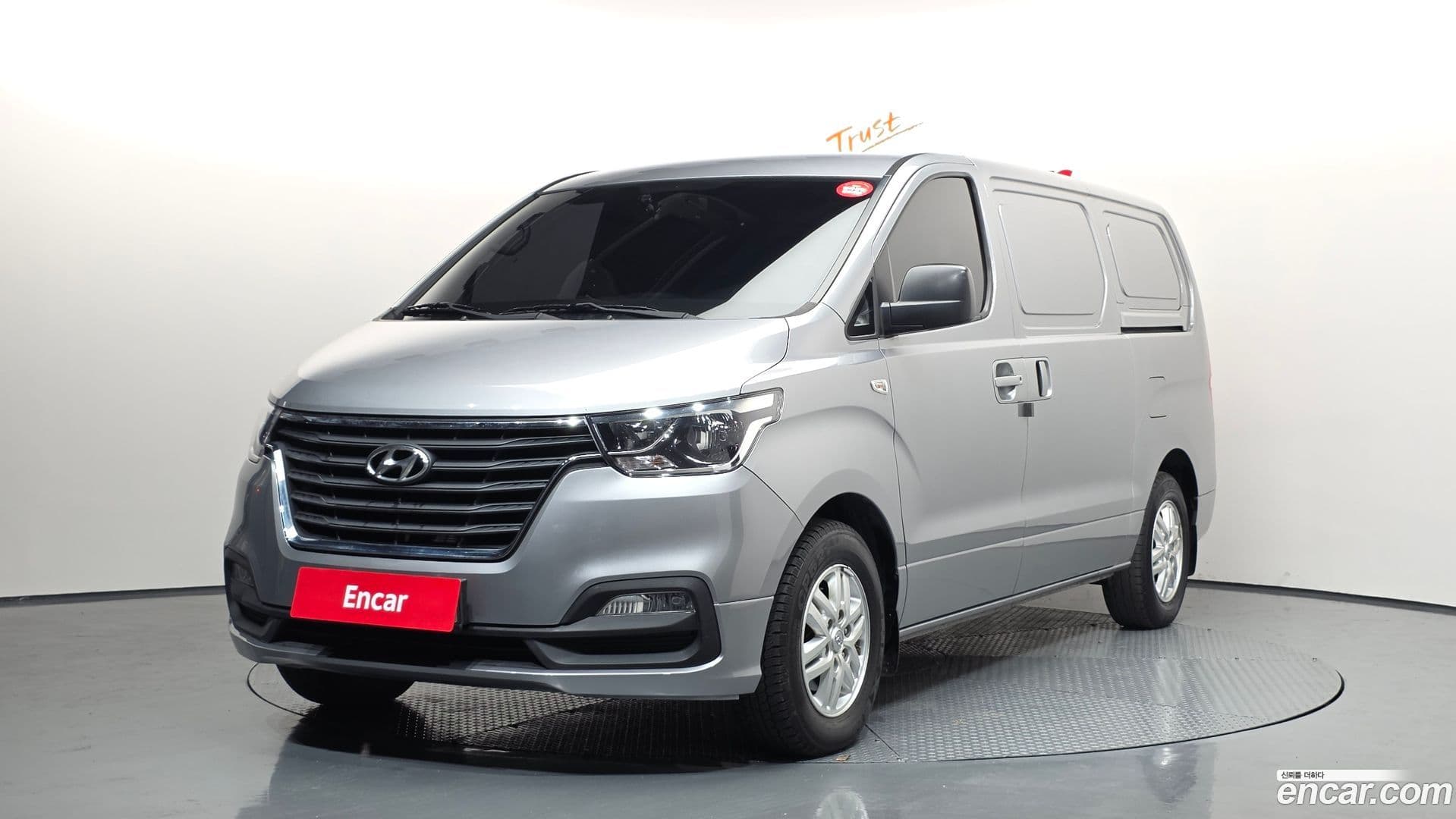 Main__Slider__Photo:Starex Hyundai 2020.9-0