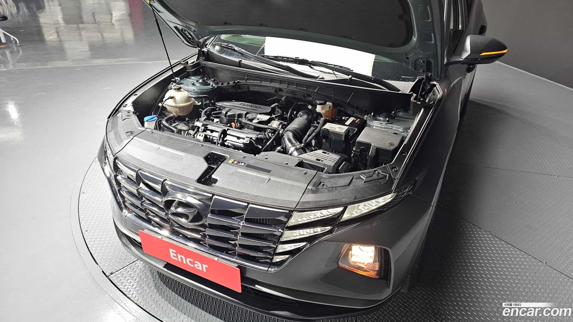Tucson Hyundai 2021.1-INNER-006