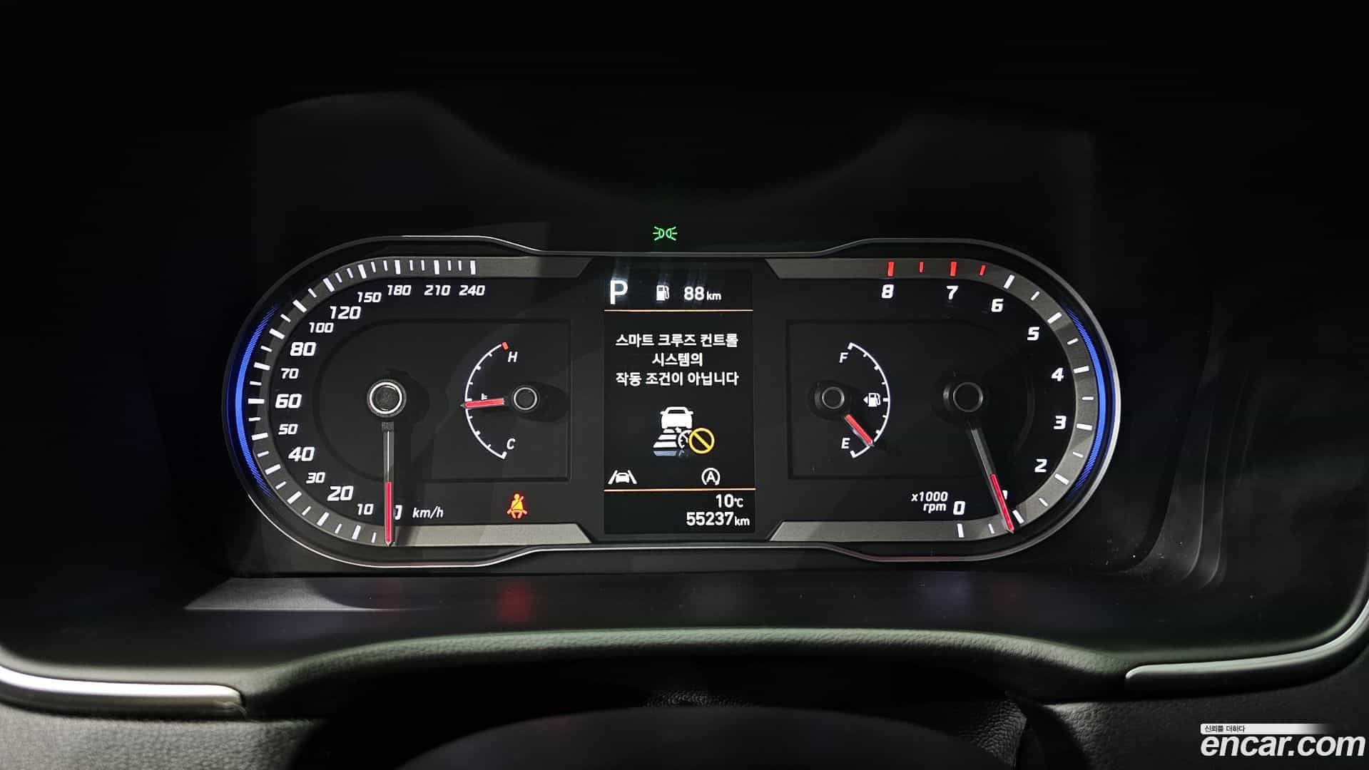 Tucson Hyundai 2021.1-INNER-008