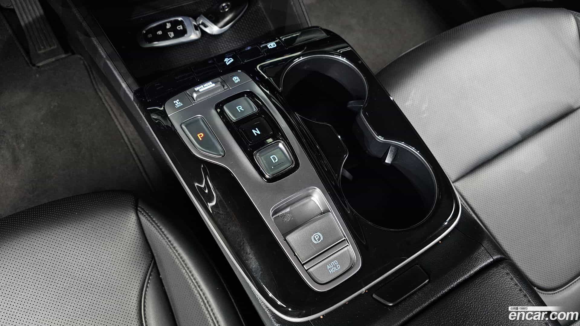 Tucson Hyundai 2021.1-INNER-009